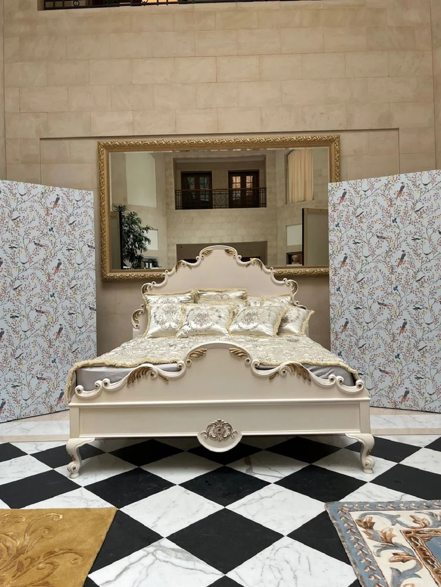 Pomp??s by Casa Padrino cama de matrimonio barroco de lujo Provenza crema / oro - dise?ada por Harald Gl??ckler