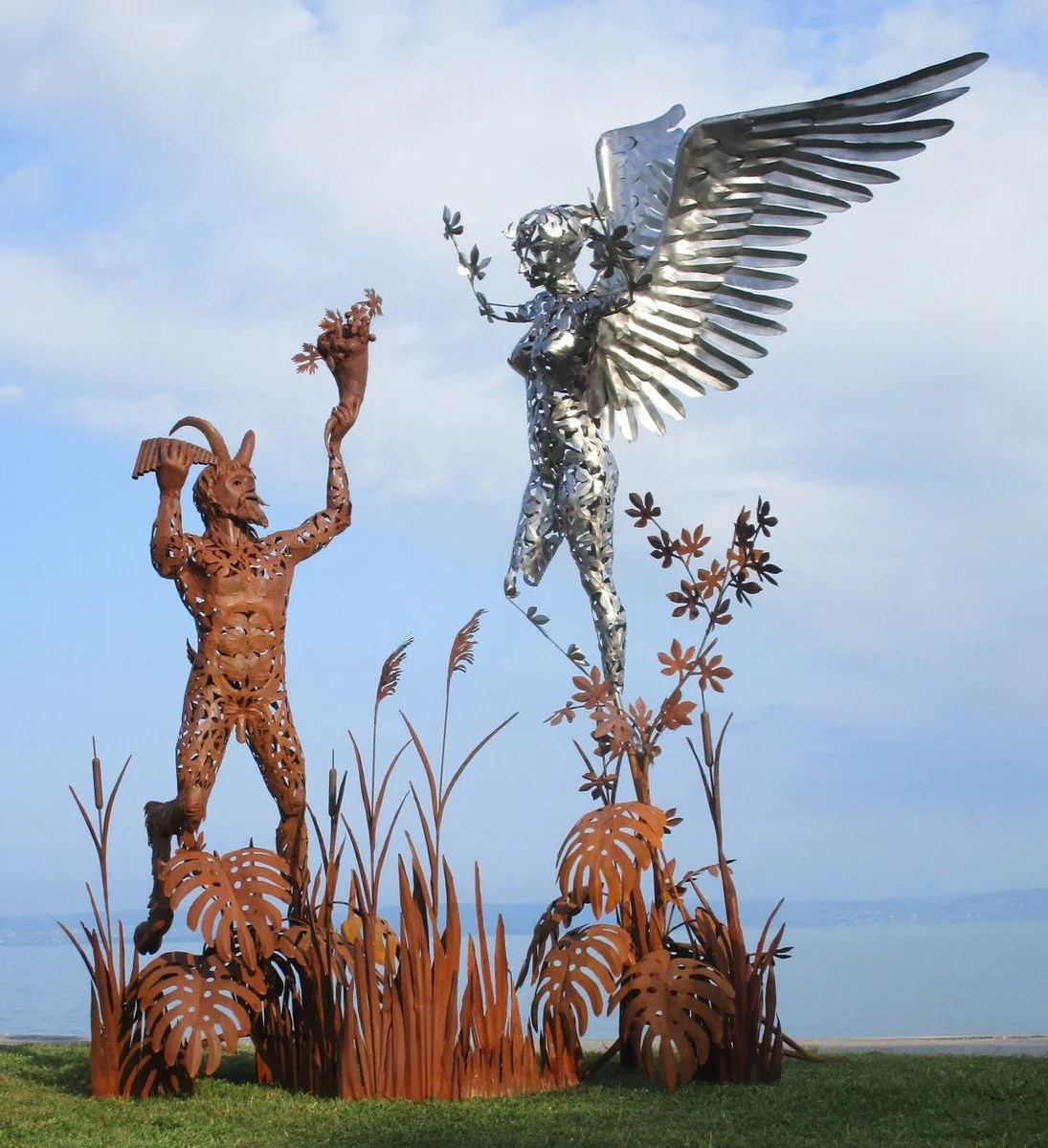 Casa Padrino escultura decorativa de lujo ¨¢ngel y pan ¨®xido / plata 325 x 173 x A. 370 cm - Enorme escultura de metal - Figura decorativa de jard¨ªn enorme - Esculturas de jard¨ªn