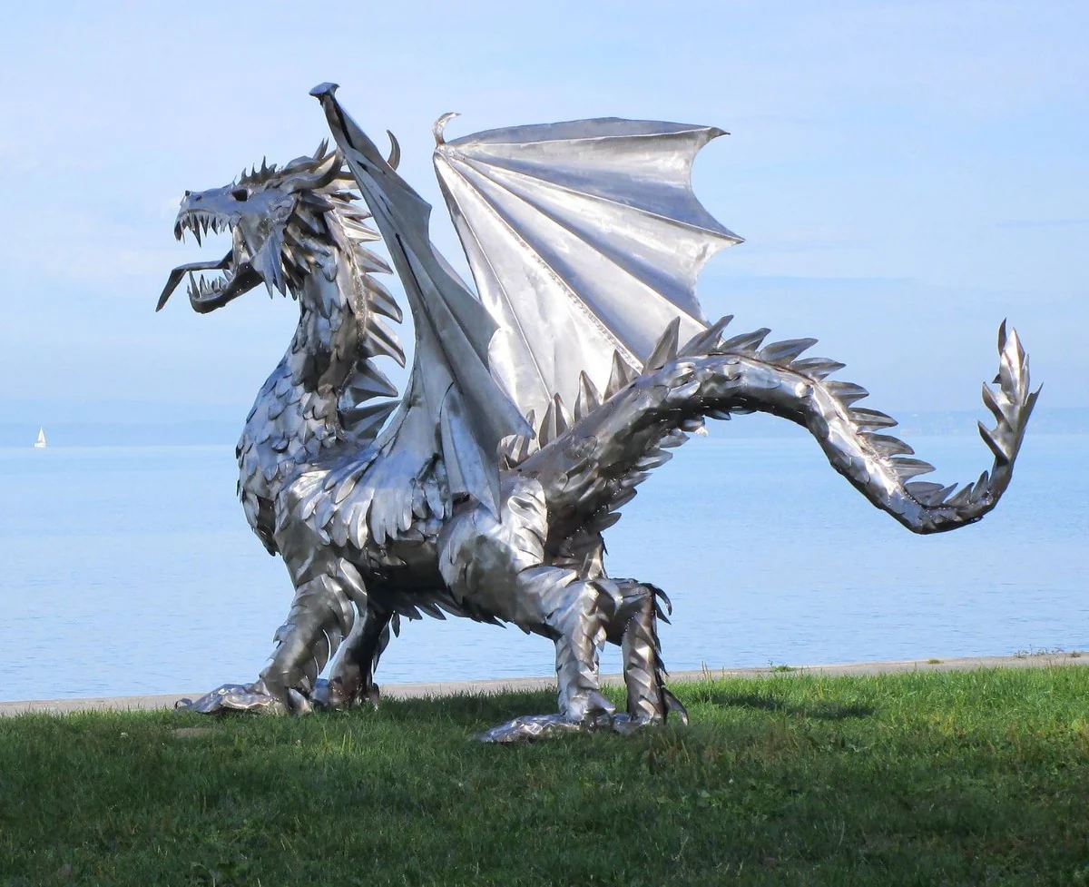 Casa Padrino escultura de decoración de jardín de lujo dragón plata 290 x 180 x A. 235 cm - Enorme figura decorativa de acero inoxidable - Figura de Jardín - Decoración de Jardín de Hotel