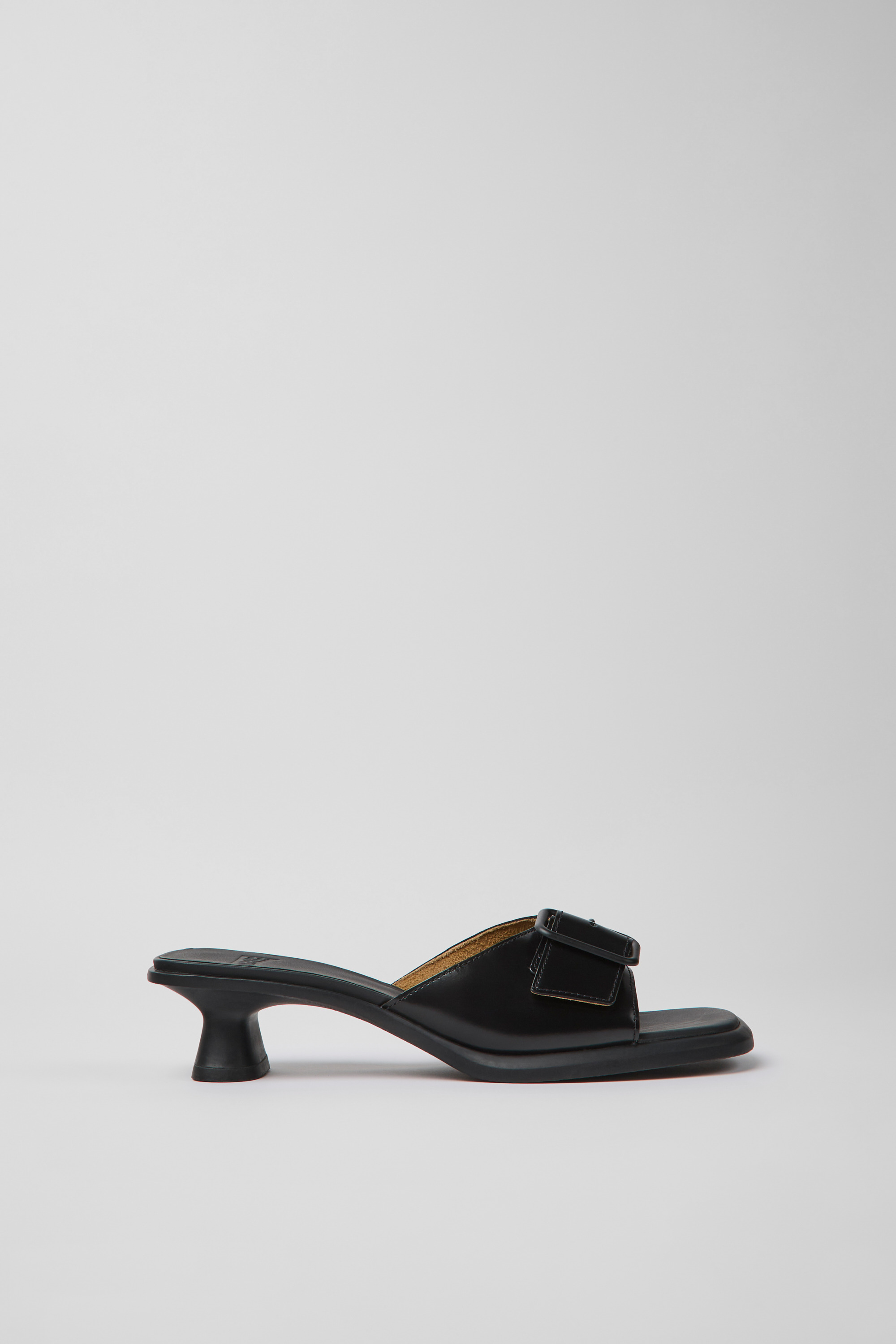 Dina - Black leather sandals for women
