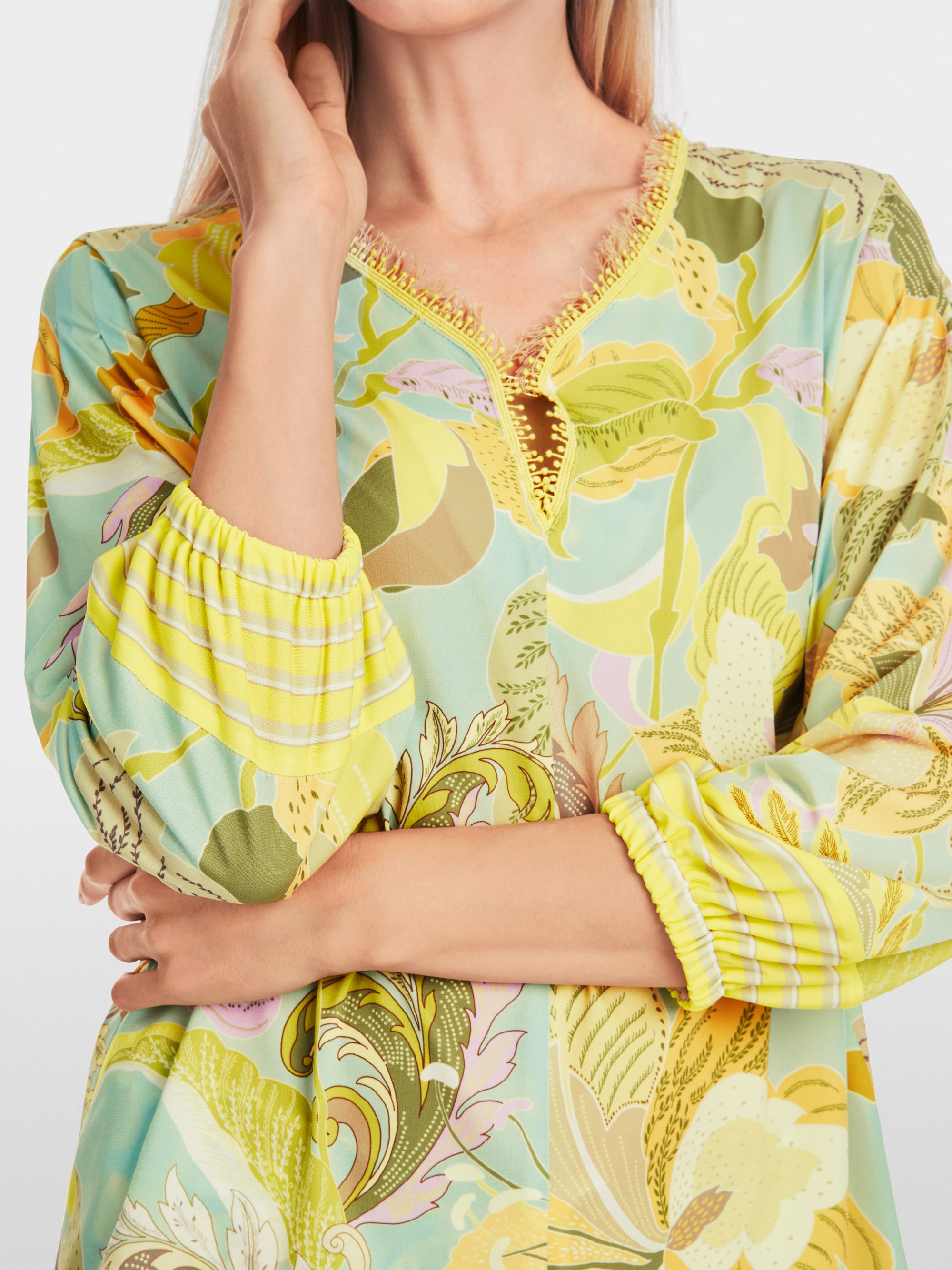 Marc-Cain Wide blouse with leaf motif