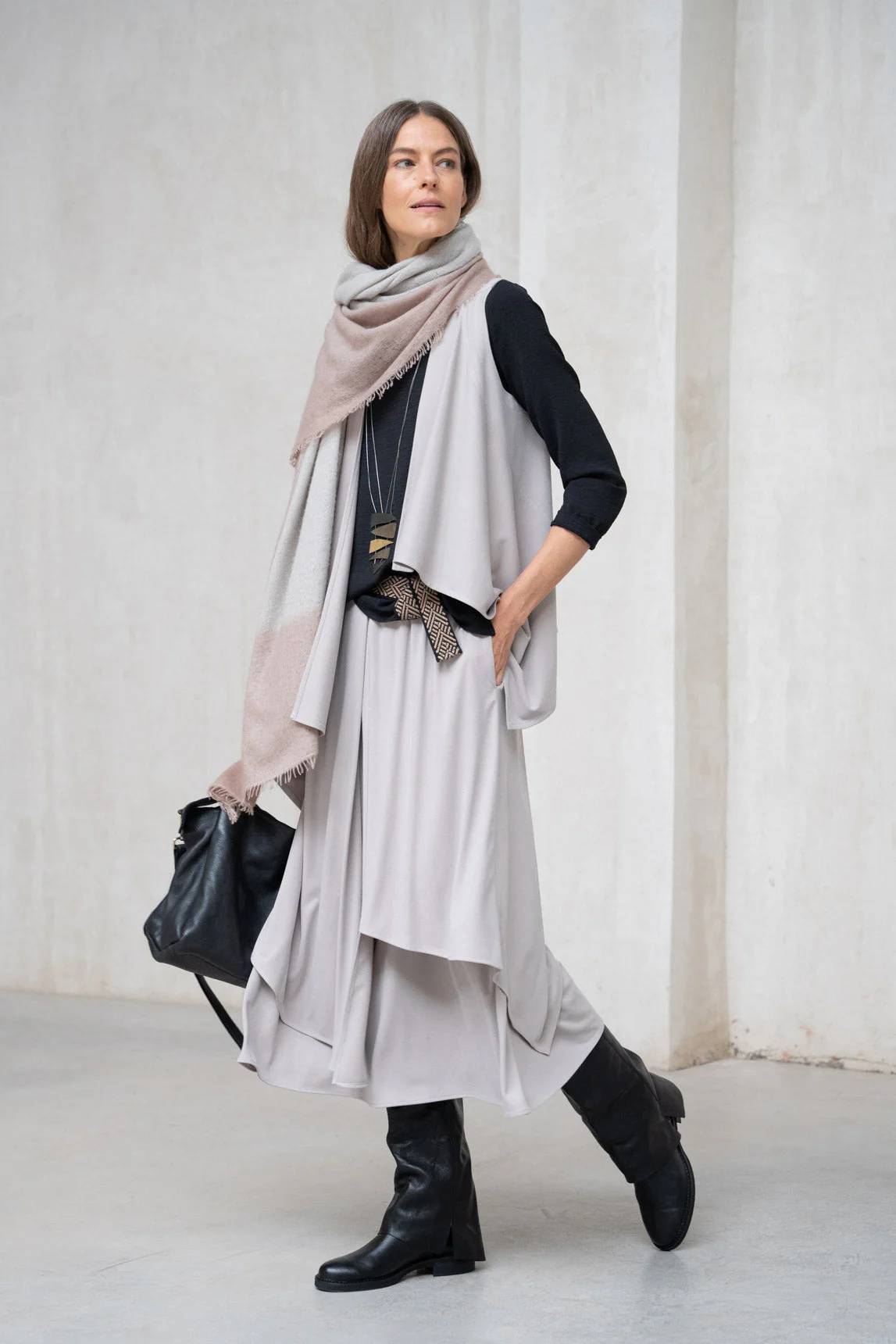 Rivera-spain Falda Chiavari hueso