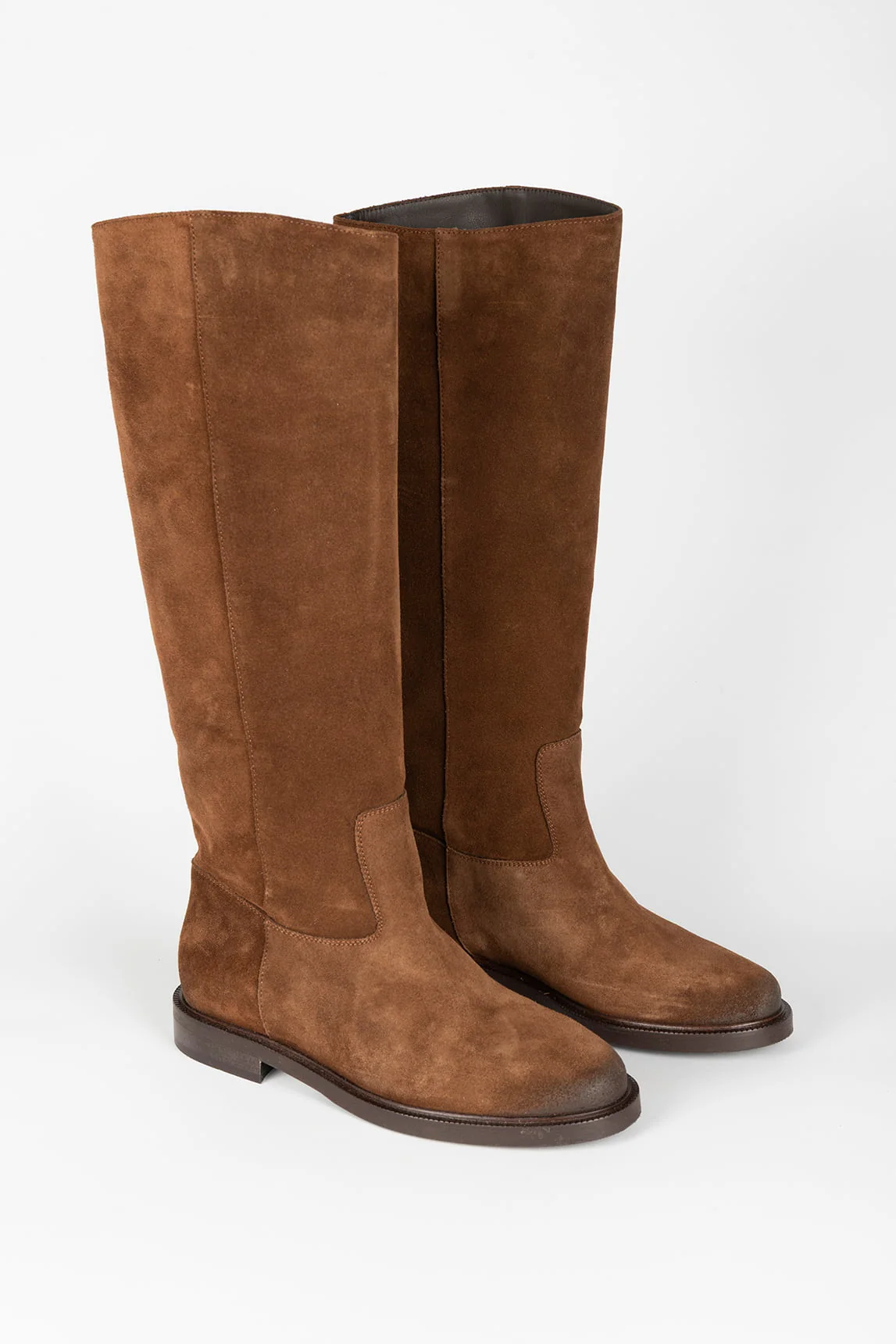 Rivera-spain Bota Campotosto camel