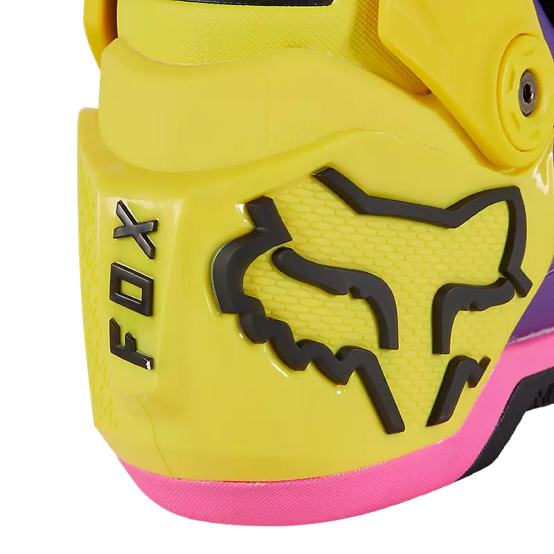 Motion Barbed Wire Special Edition Boots