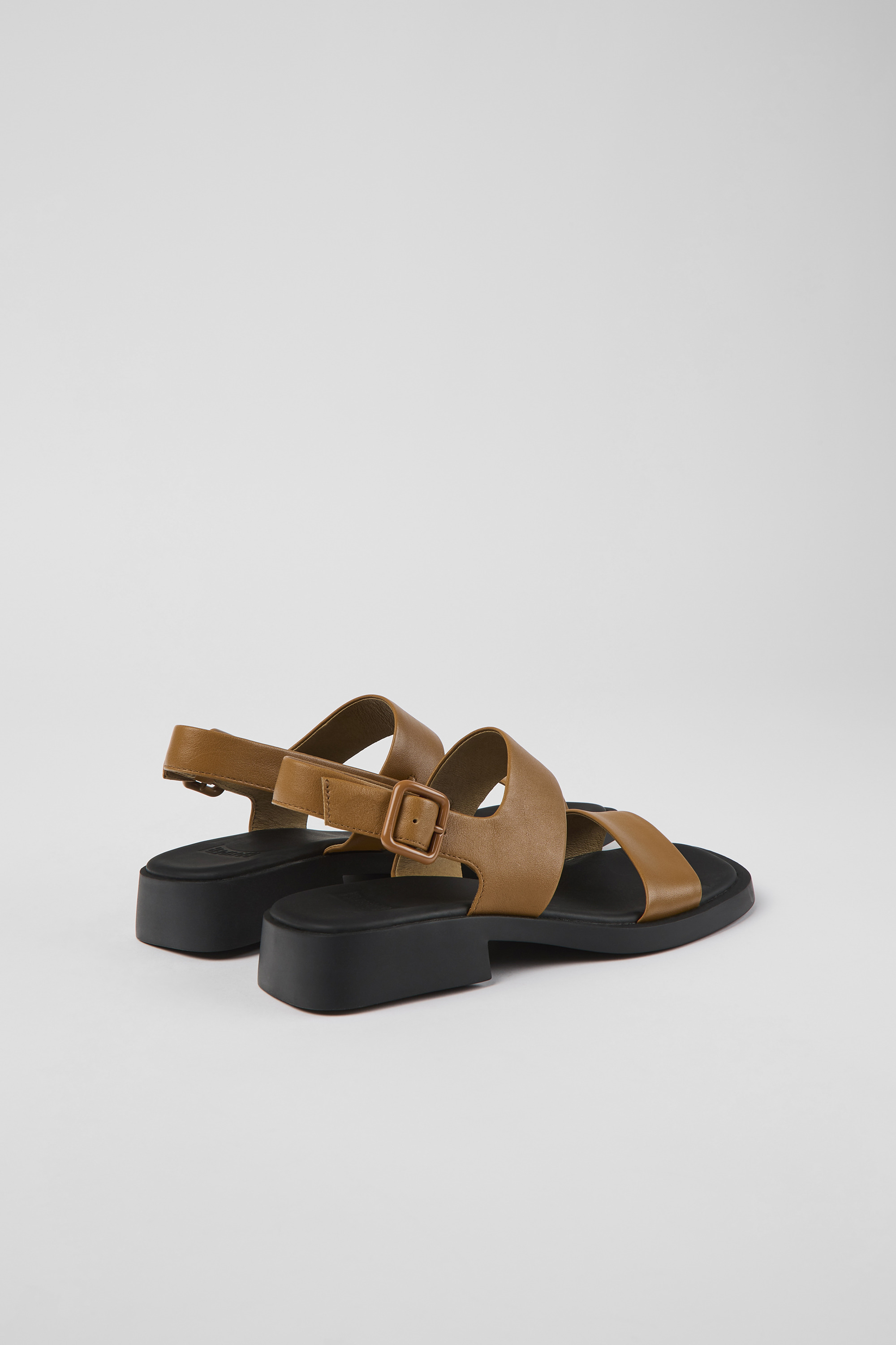 Dana - Brown leather sandals for women