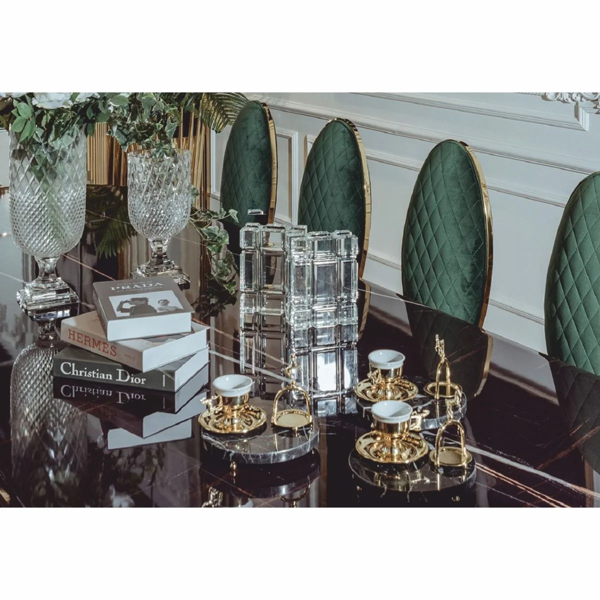 Casa Padrino mesa de comedor de lujo con tablero de m¨¢rmol artificial negro / oro 240 cm - Muebles de comedor