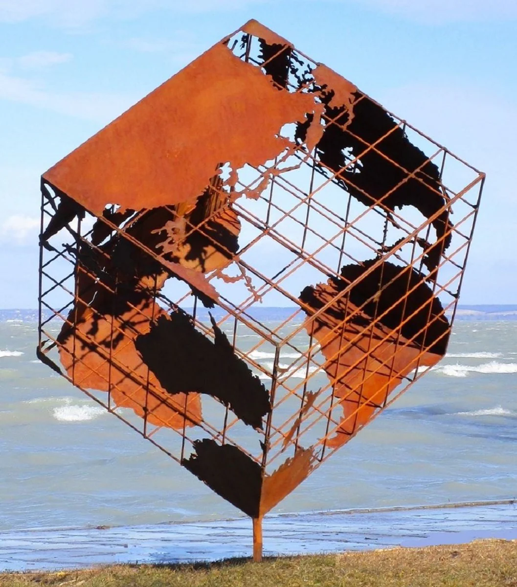 Casa Padrino escultura de jardín de acero de lujo cubo de tierra óxido 152 x 130 x A. 170 cm - Decoración de jardín hecha a mano resistente a la intemperie - Colección de Lujo