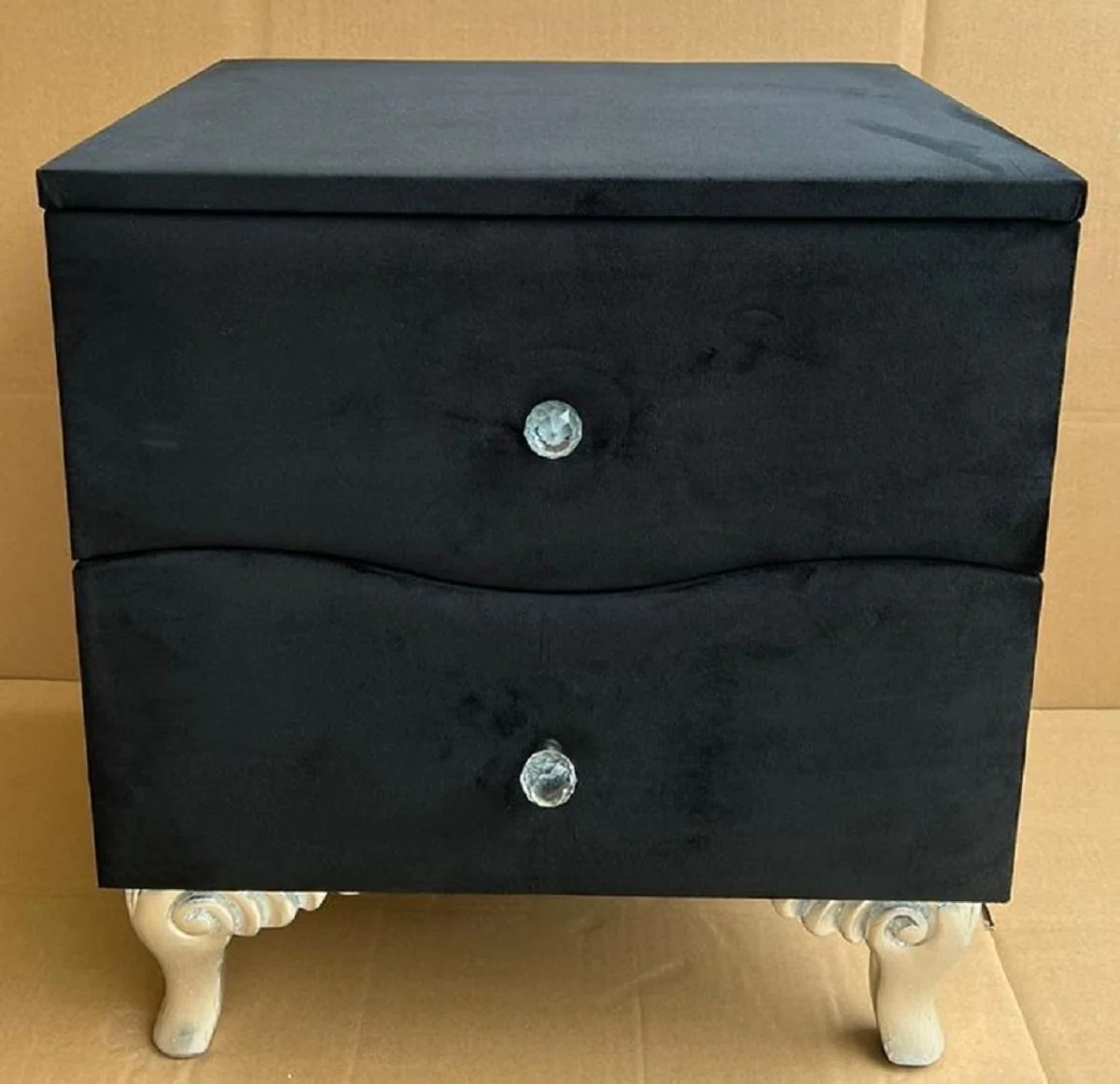 Casa Padrino mesita de noche barroco con 2 cajones negro / plata - Mesita de noche de estilo barroco - Muebles barrocos - Muebles de dormitorio en estilo barroco