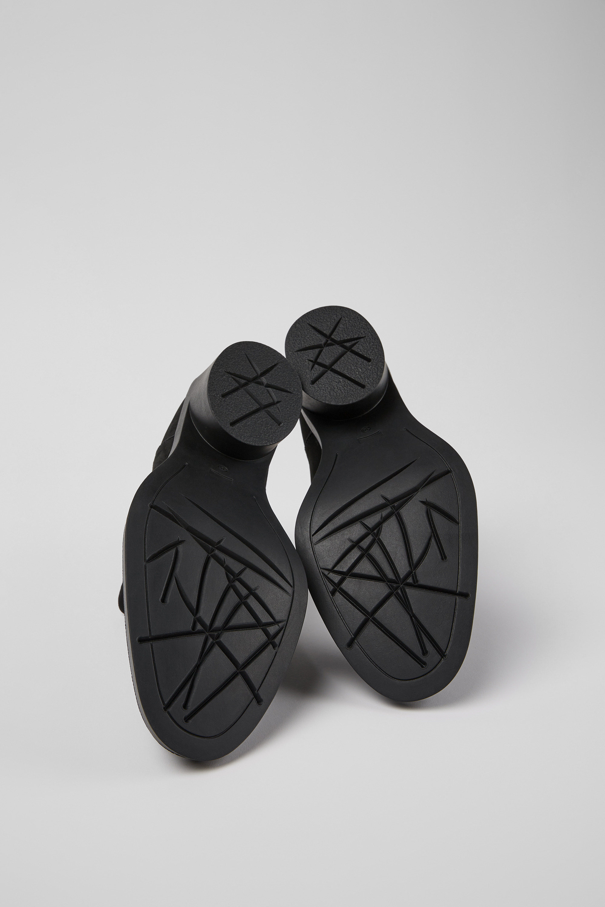 Bonnie - Black nubuck ankle boots for women