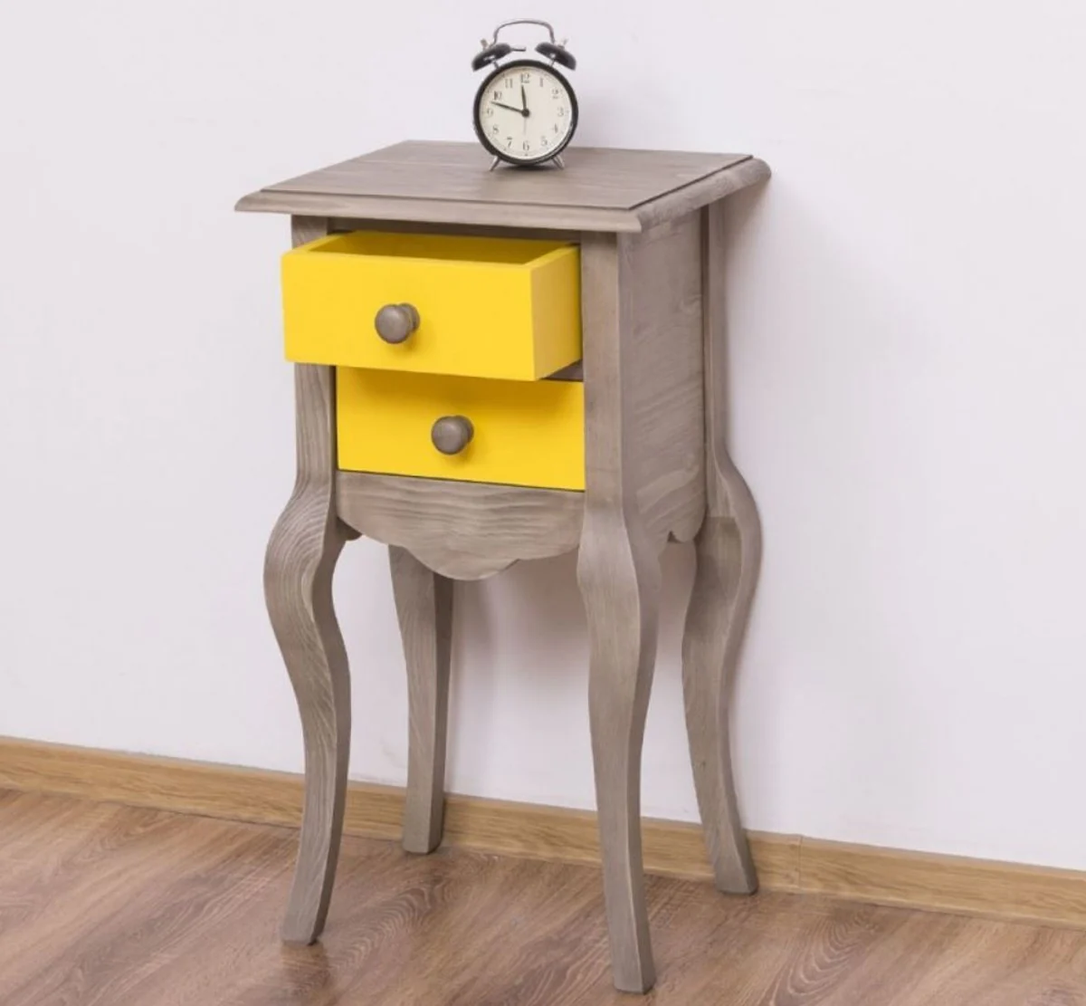 Casa Padrino mesa auxiliar de estilo campestre gris claro / amarillo 40 x 34 x A. 70 cm - Mesita de noche de madera maciza - C¨®moda de dormitorio peque?a con 2 cajones - Muebles de estilo campestre