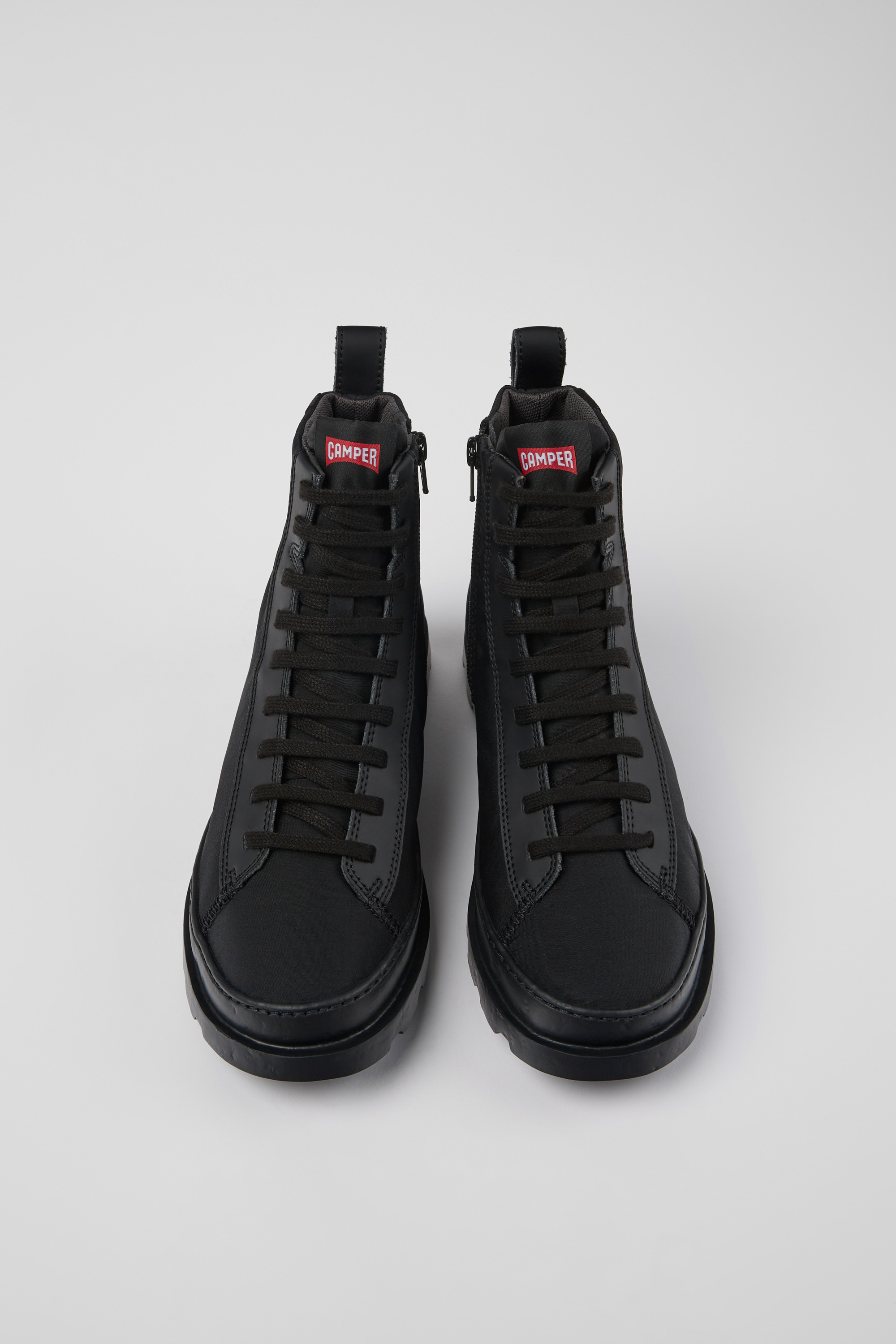 Brutus PrimaLoft - Black lace-up boots for women