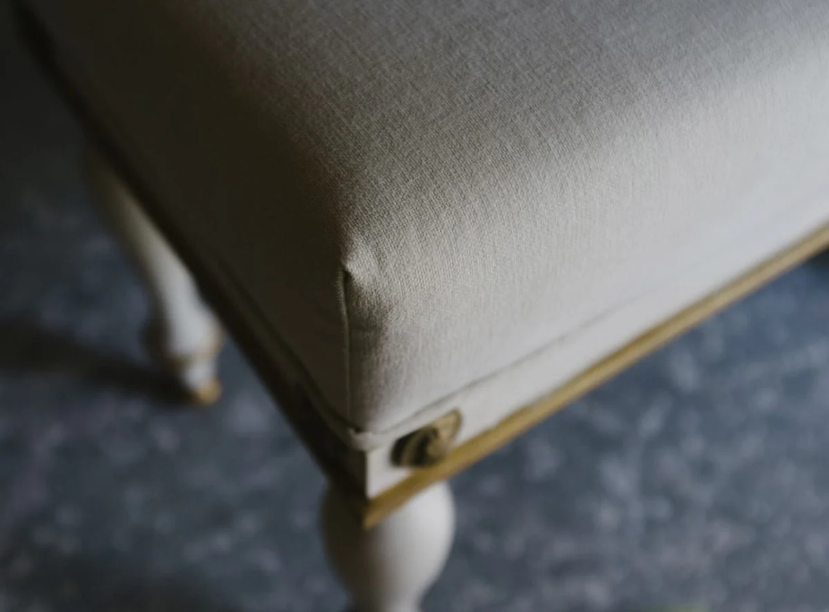 Casa Padrino Taburete Barroco de Lujo Blanco / Oro Antiguo 41 x 41 x H. 54 cm - Taburete Barroco de Madera Maciza - Muebles Barrocos