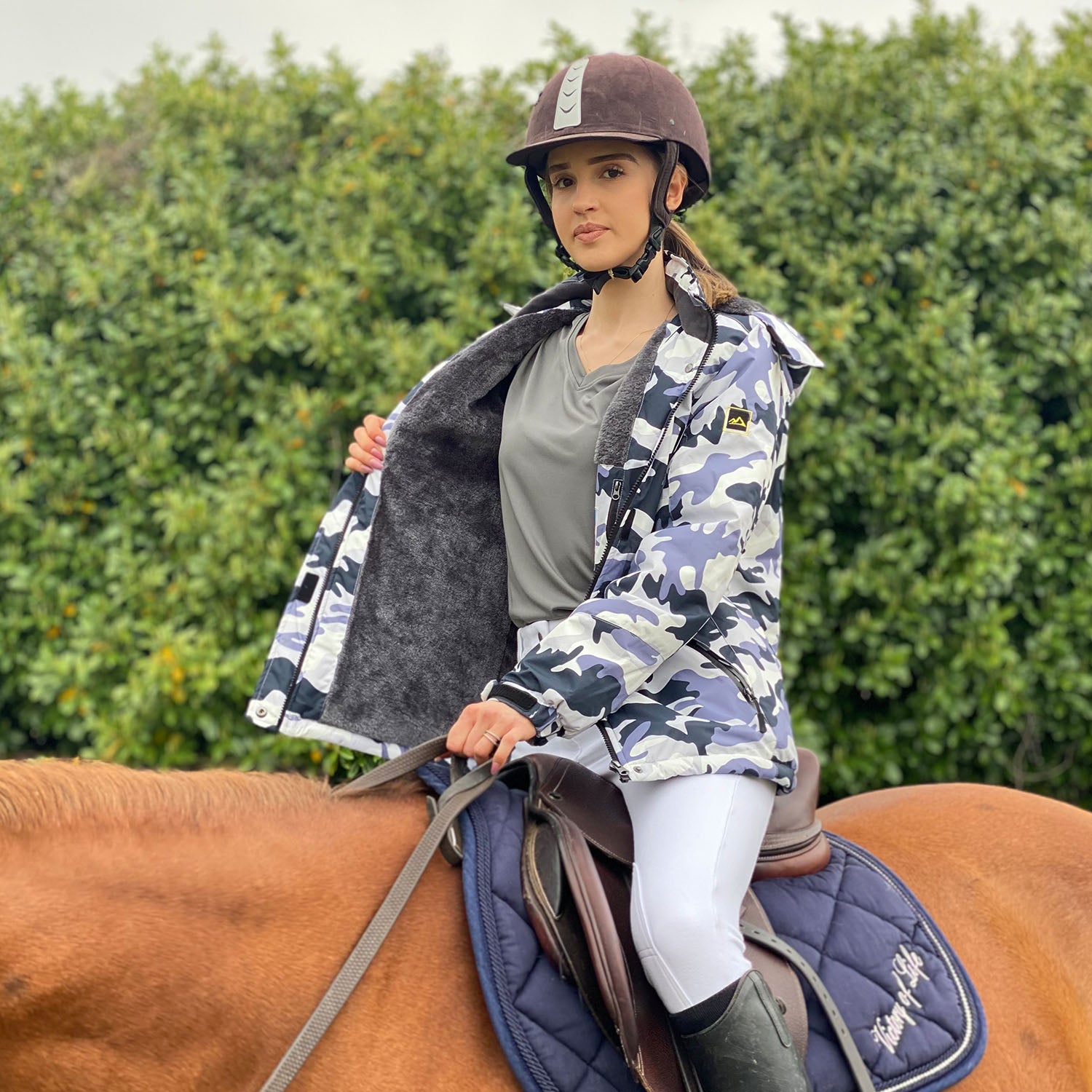 Women's Winter Coats Water Resistant Ski Snow Jacket Warm Fleece Parka Raincoats with 4 Pockets