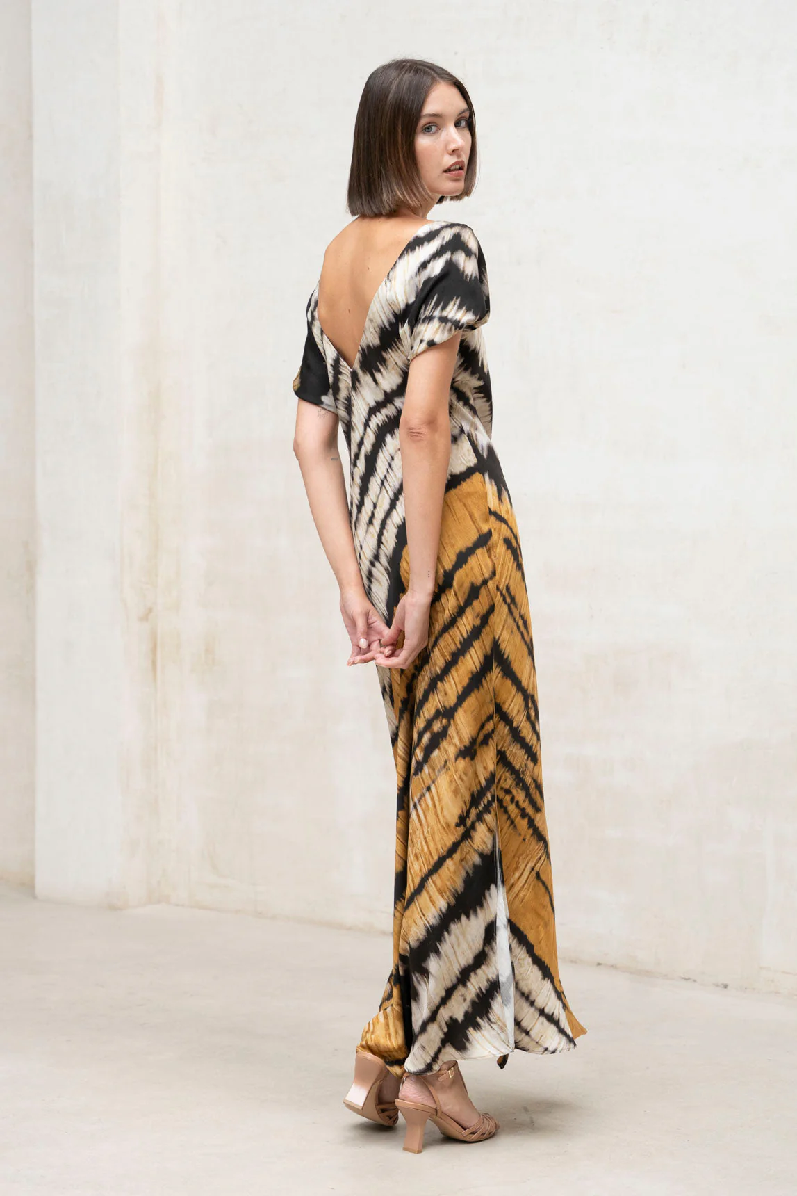 Rivera-spain Vestido Yungle estampado mostaza y negro