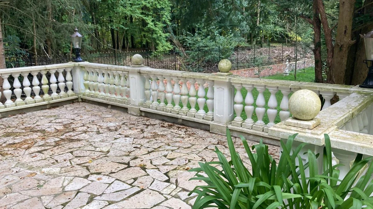 Casa Padrino pilar decorativa de jardín barroco 33 x 33 x A. 82 cm - Pilar de piedra de estilo antiguo - Magnífica pilar de jardín - Complementos de decoración de terrazas y jardines barrocos