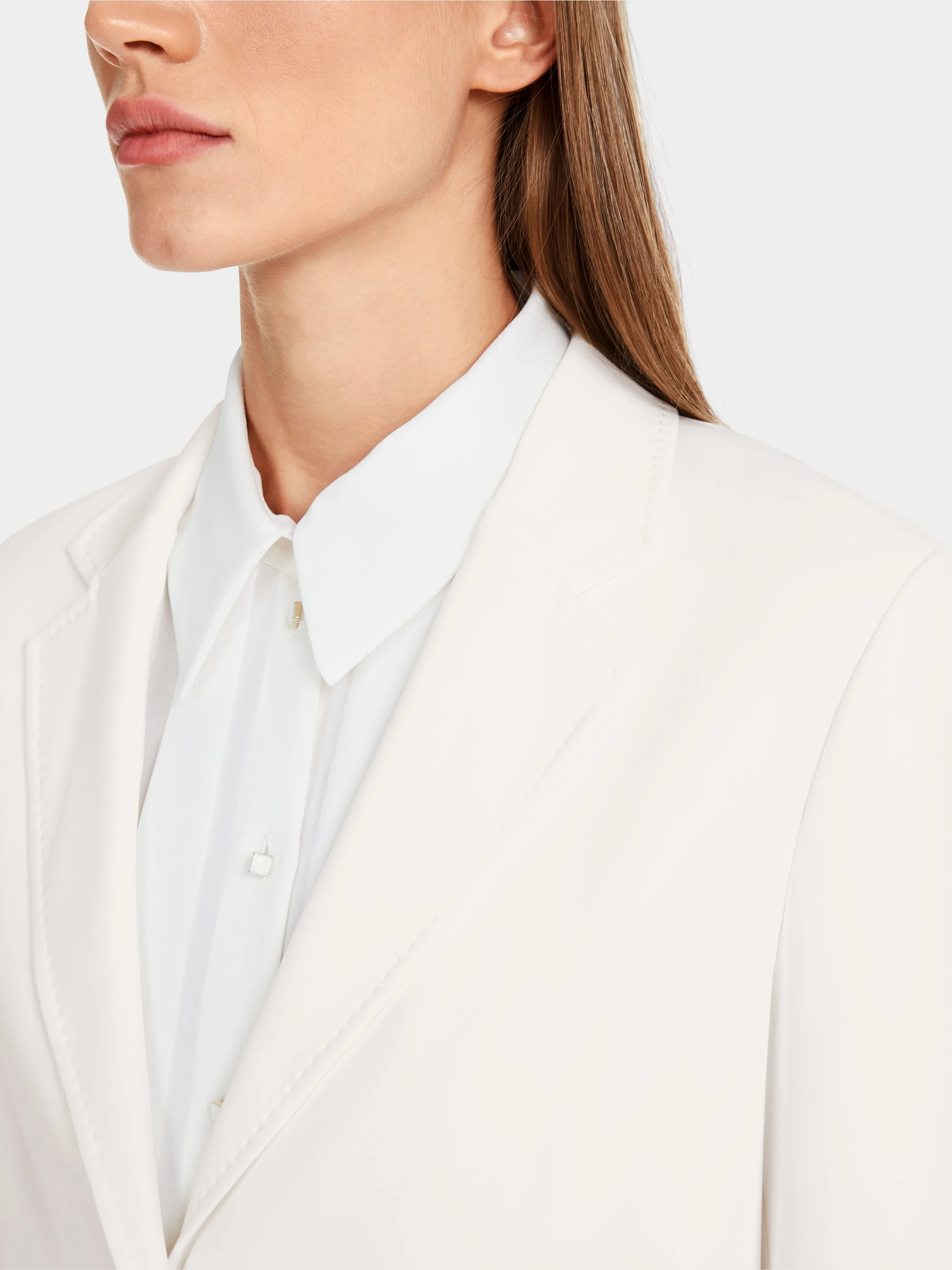 Marc-Cain Blazer with hand-stitching details