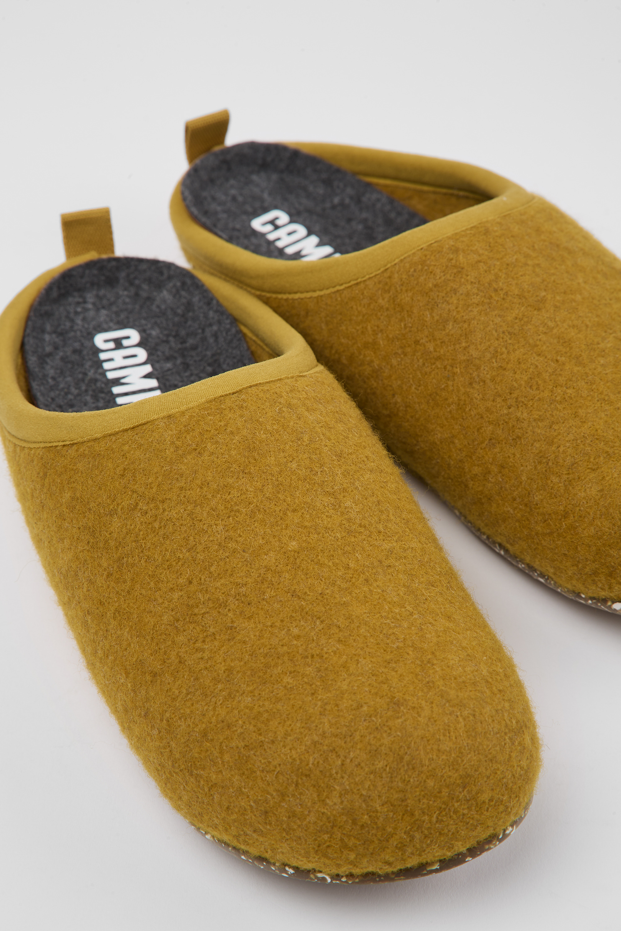Wabi - Yellow-brown wool slippers for women
