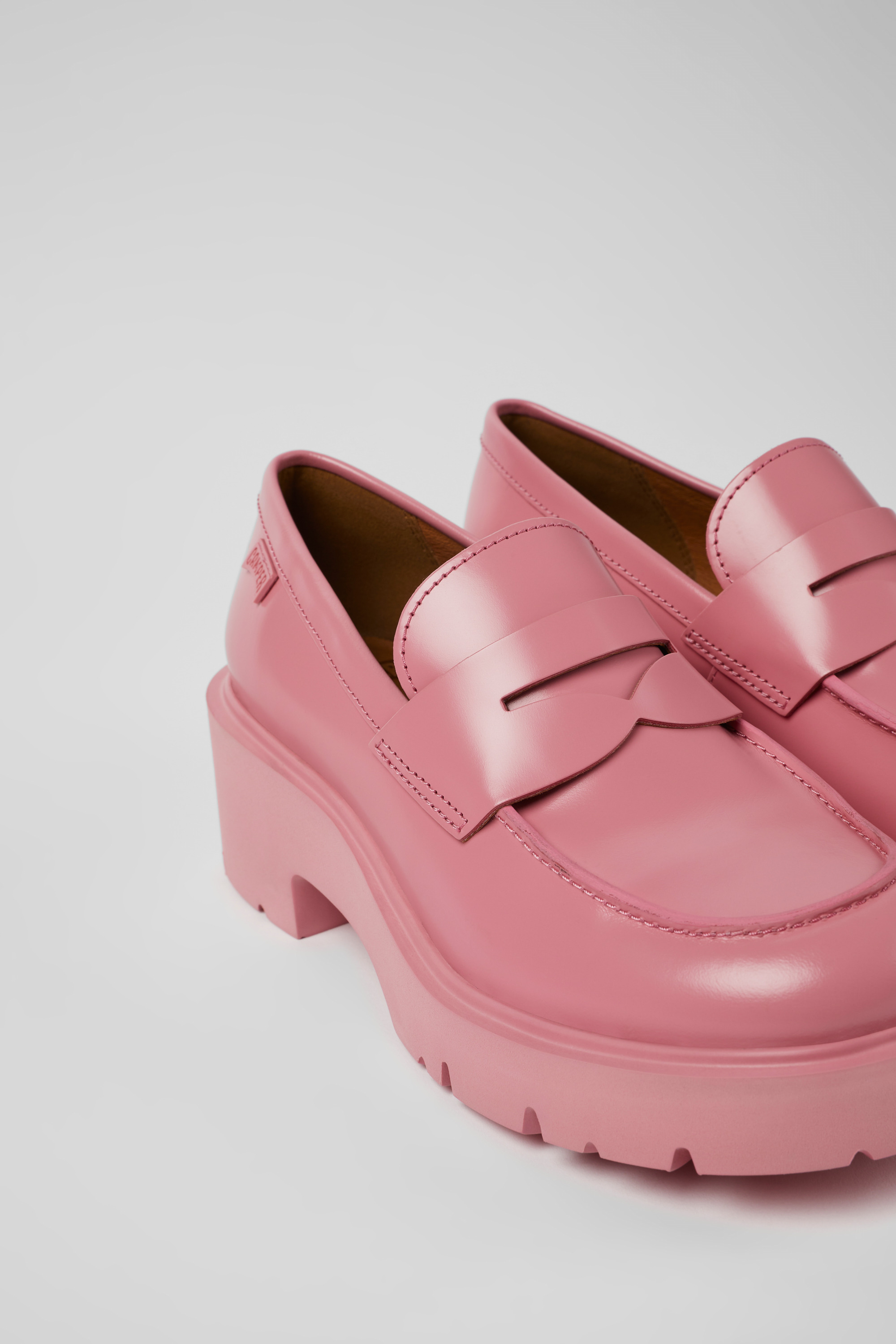 Milah - Pink leather loafers for women