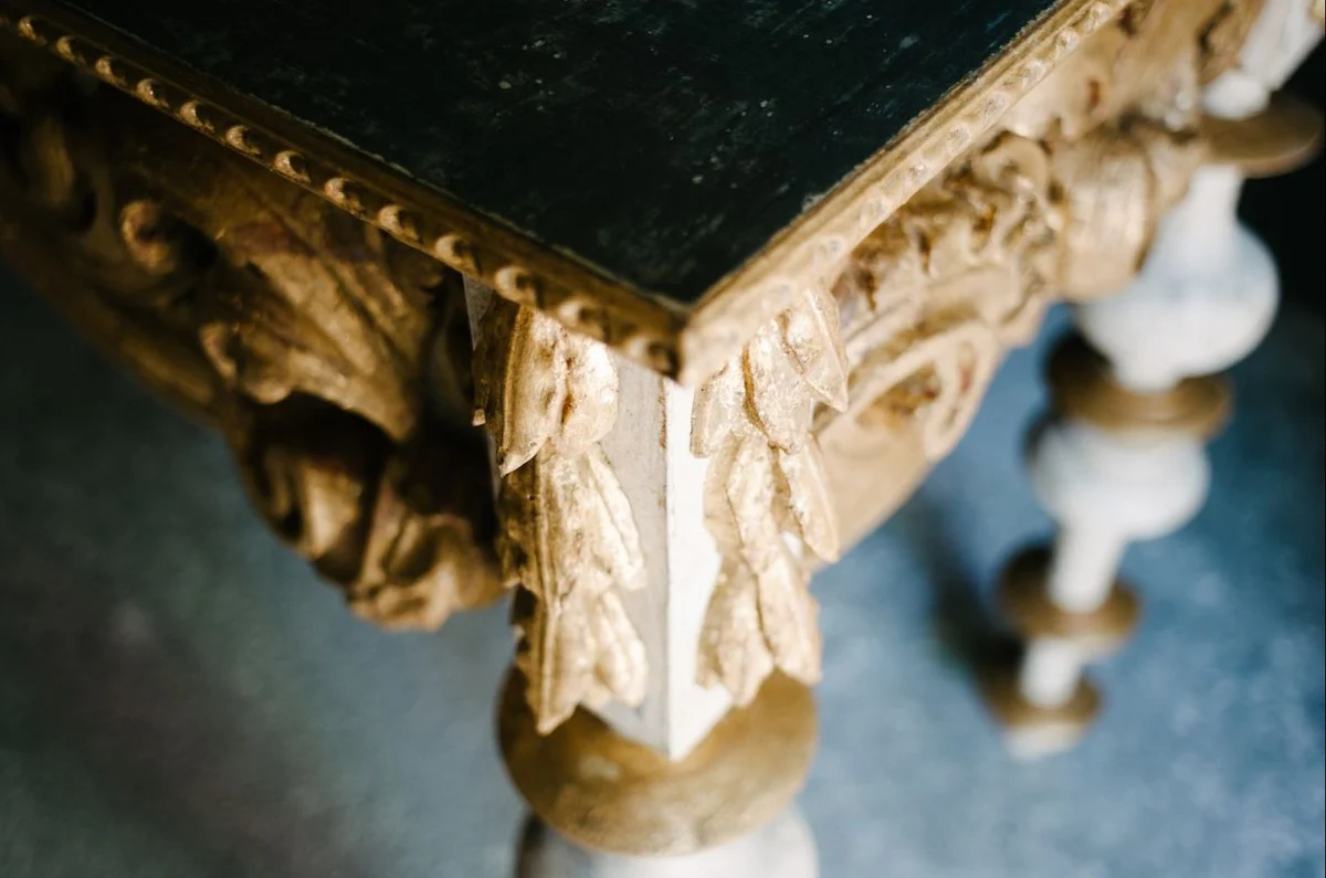 Casa Padrino consola barroco de lujo con encimera de m¨¢rmol blanco antiguo / oro antiguo / negro 190 x 62 x H. 92 cm - Mesa Consola Hecho a Mano Estilo Antiguo