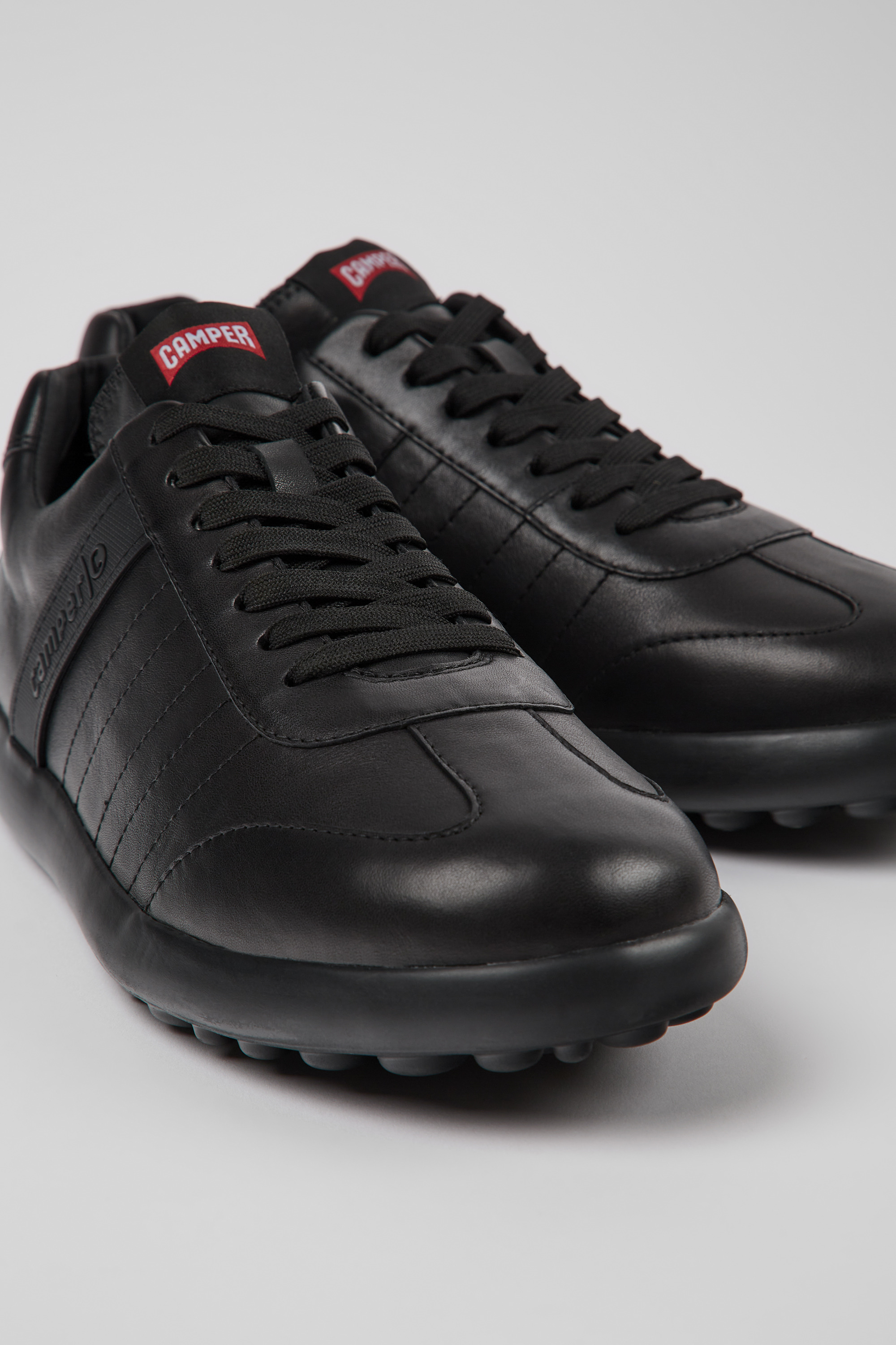Pelotas XLite - Black leather sneakers for men