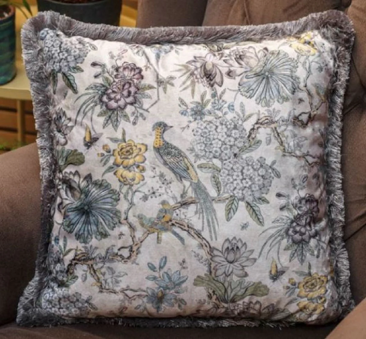 Casa Padrino almohada decorativa de lujo flores y pájaros beige claro / multicolor 45 x 45 cm - Almohada de terciopelo estampada con flecos - Colección de lujo