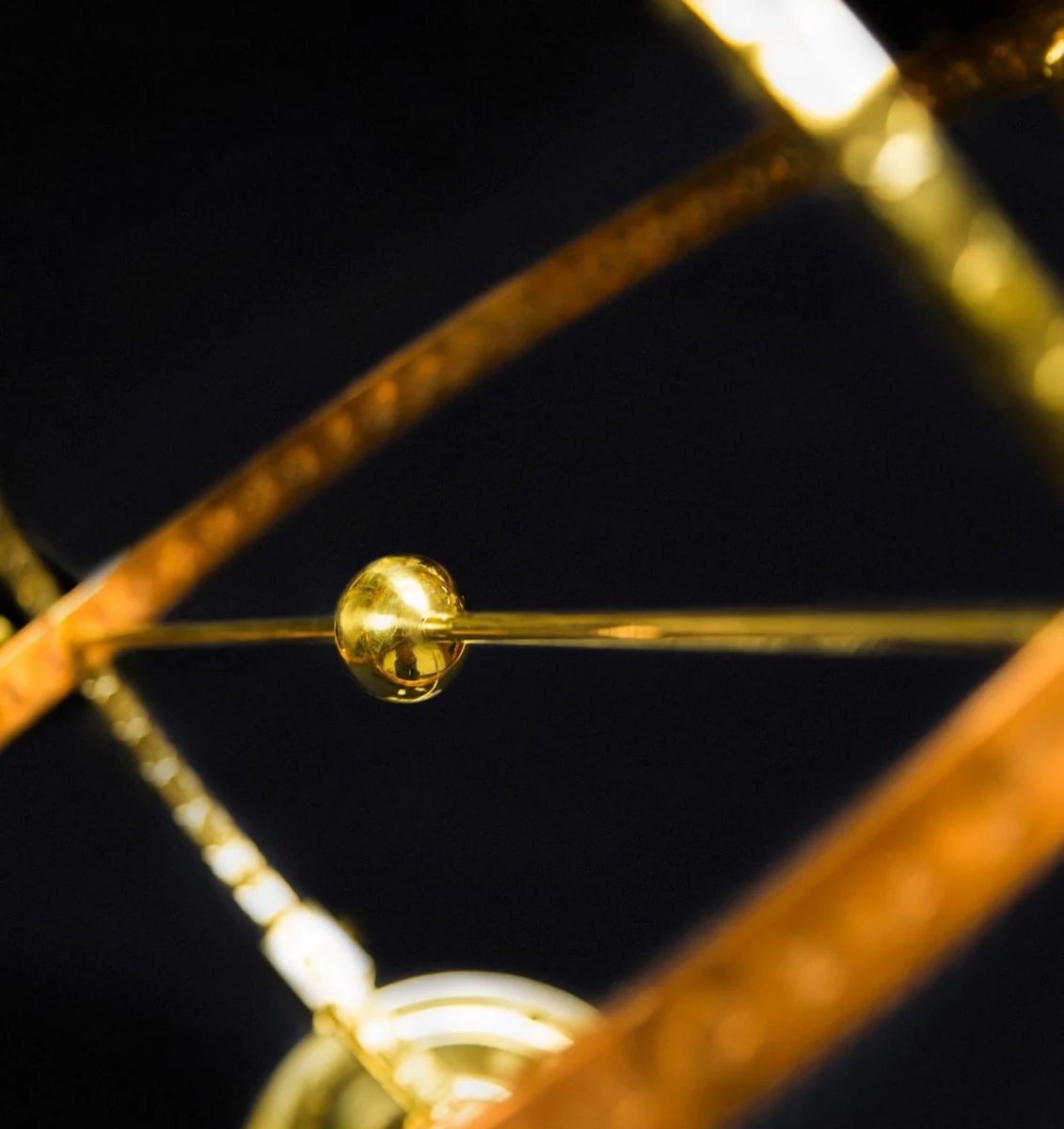 Casa Padrino Reloj de Sol Oro / Cobre Ø 50 x H. 60 cm - Decoración Nostálgica en el Jardín