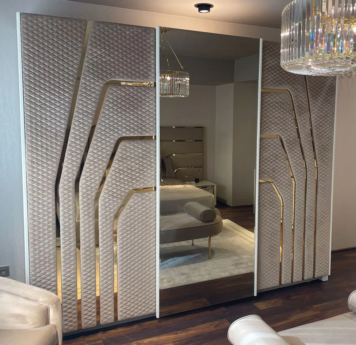 Casa Padrino armario de dormitorio Art Deco de lujo gris / oro 270 x A. 230 cm - Armario con espejo y 3 puertas correderas - Muebles de Dormitorio y Hotel Art Deco - Colecci¨®n de Lujo