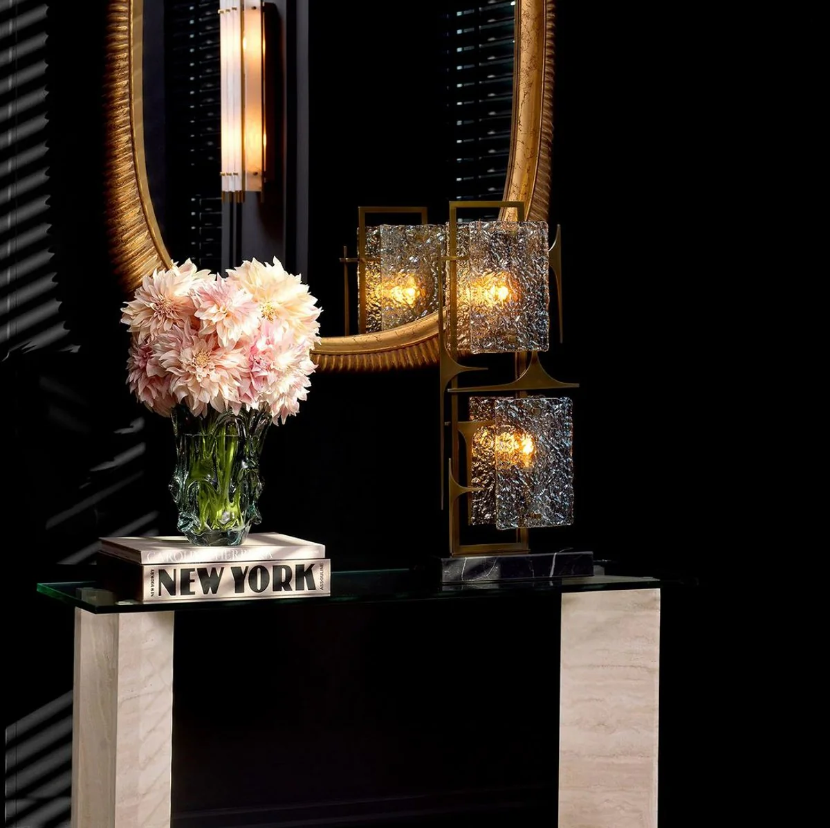 Casa Padrino lámpara de mesa de lujo latón antiguo / negro 32,5 x 15 x A. 72 cm - Elegante lámpara de escritorio con base de mármol y pantallas de vidrio - Iluminación de lujo - Muebles de lujo