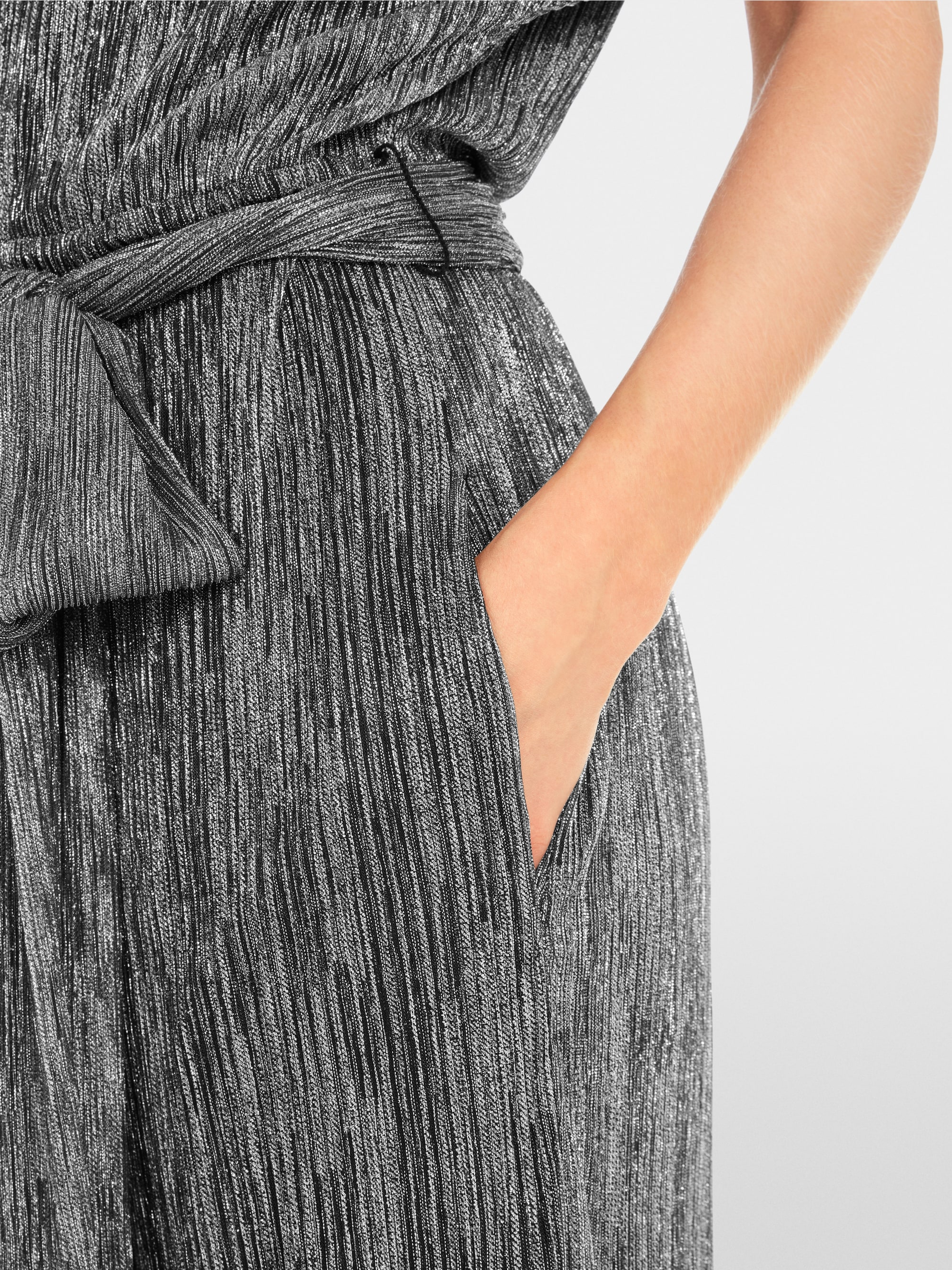 Marc-Cain Jumpsuit made of metallic jersey