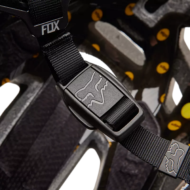 Speedframe Pro Camo Helmet