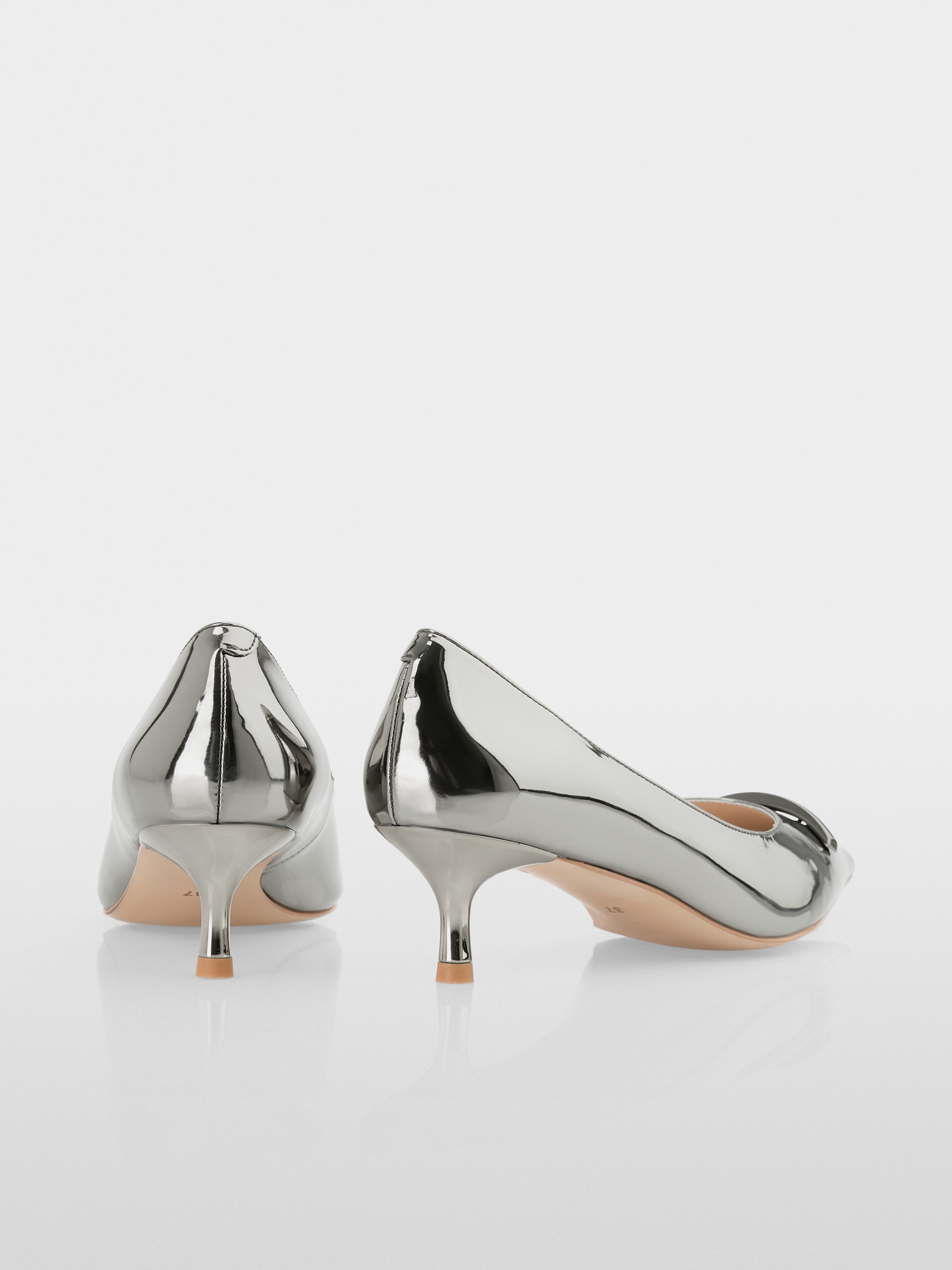 Marc-Cain Pointed pumps in metallic mirror