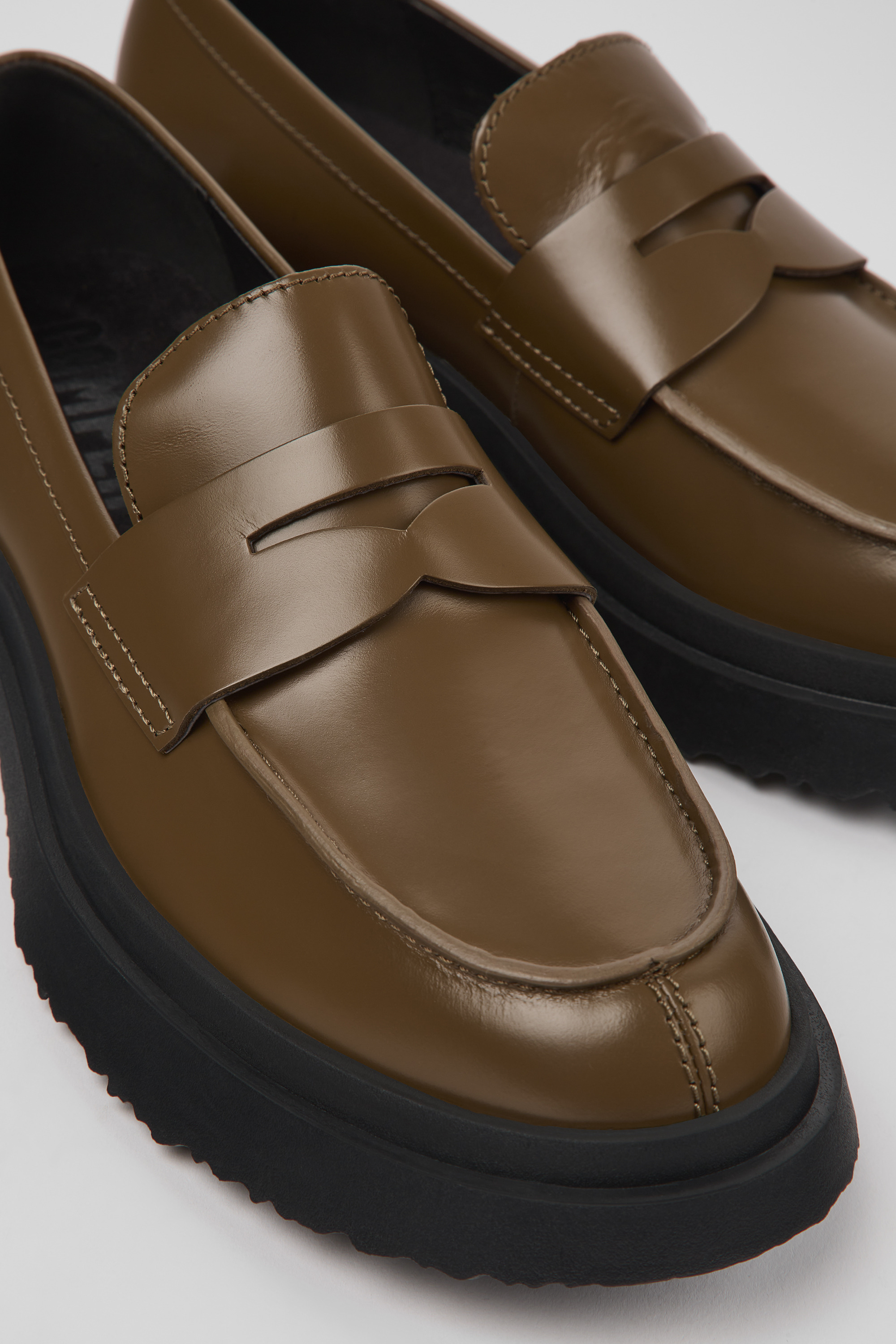 Walden - Brown leather loafers for women
