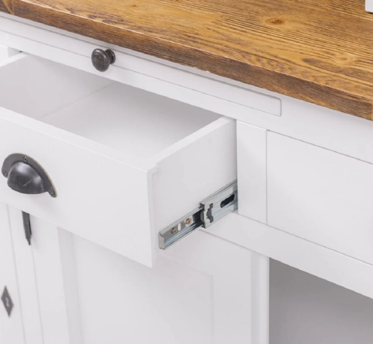 Casa Padrino armario de comedor de estilo campestre blanco / marron 137 x 50 x A. 197 cm - Armario de cocina de madera maciza - Muebles de comedor en estilo campestre