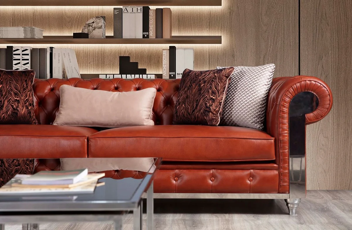 Casa Padrino sof¨¢ Chesterfield de lujo en cuero artificial marr¨®n / plata 270 x 100 x A. 70 cm - Sof¨¢ de sal¨®n - Muebles de sal¨®n - Muebles Chesterfield - Muebles de lujo