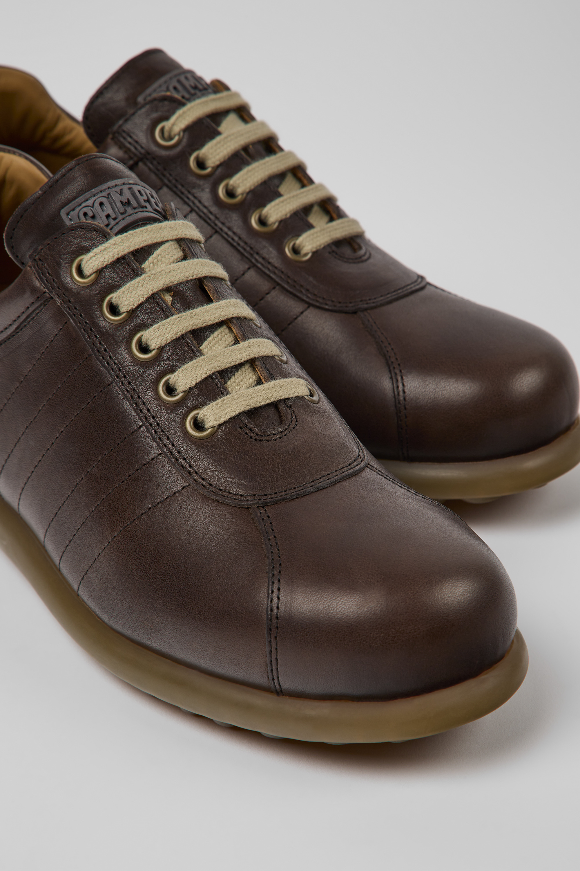 Pelotas - Iconic brown shoe for men