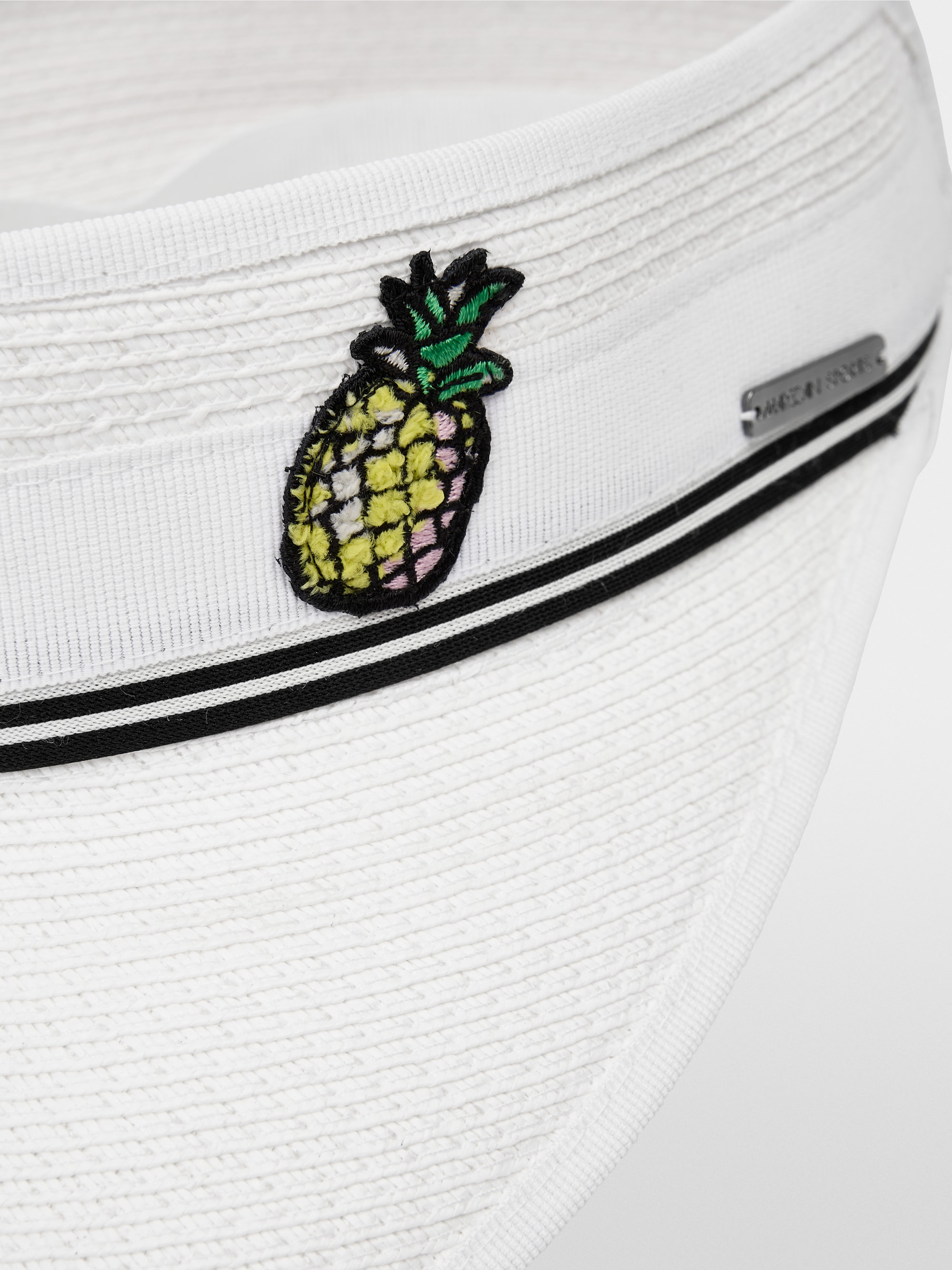 Marc-Cain Peaked cap with patch