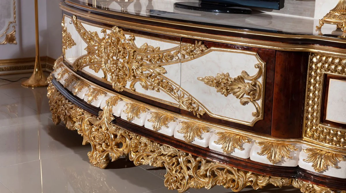 Casa Padrino armario de TV barroco de lujo blanco / marr¨®n / oro - Magn¨ªfico aparador de sal¨®n con pared trasera - Muebles de sal¨®n barrocos - Noble y Magn¨ªfico