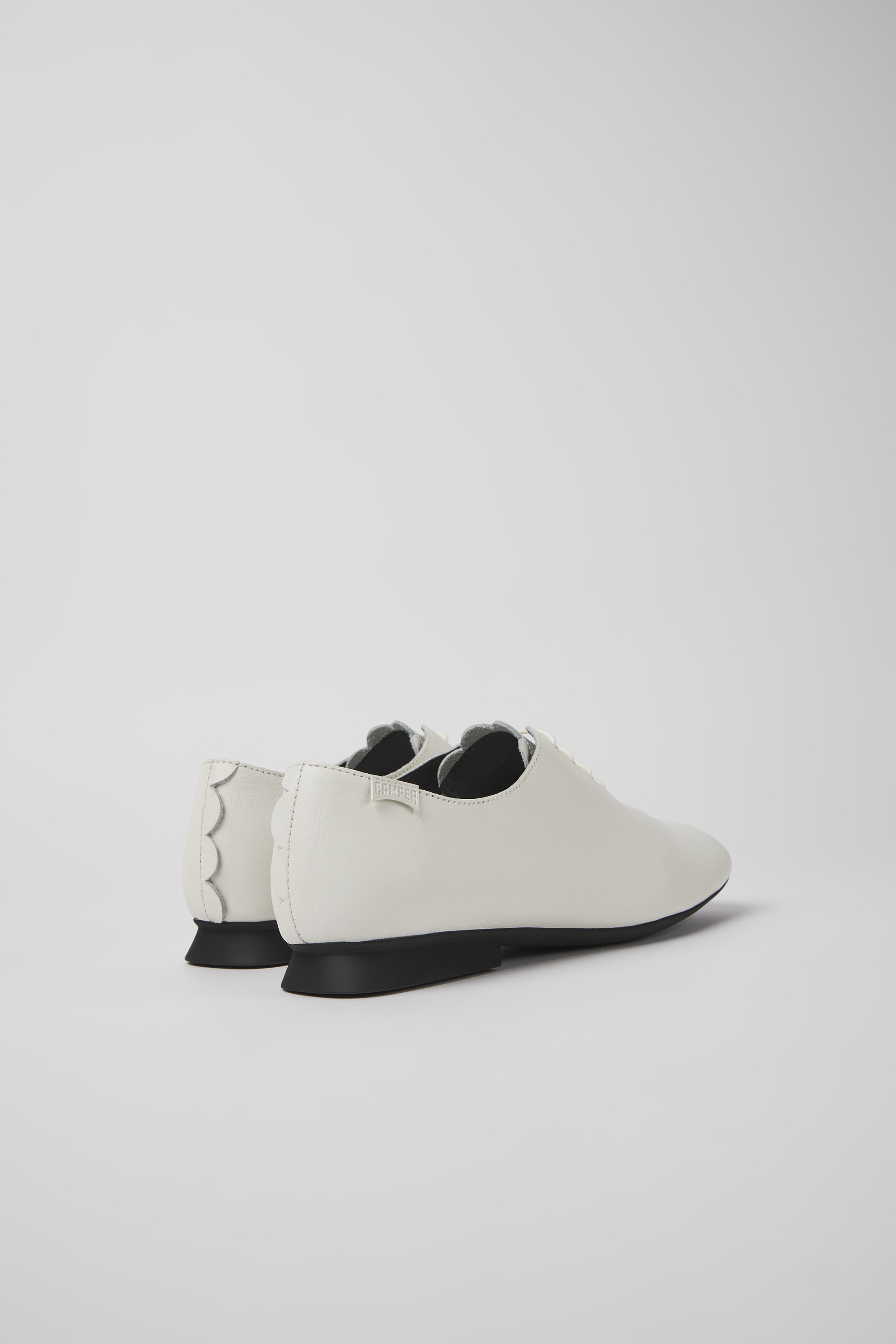 Casi Myra - White leather shoes for women