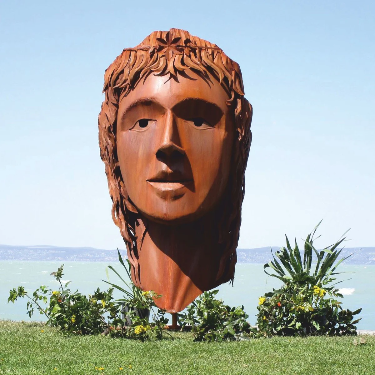 Casa Padrino escultura decorativa de jard¨ªn de acero XXL cabeza de mujer ¨®xido A. 215 cm