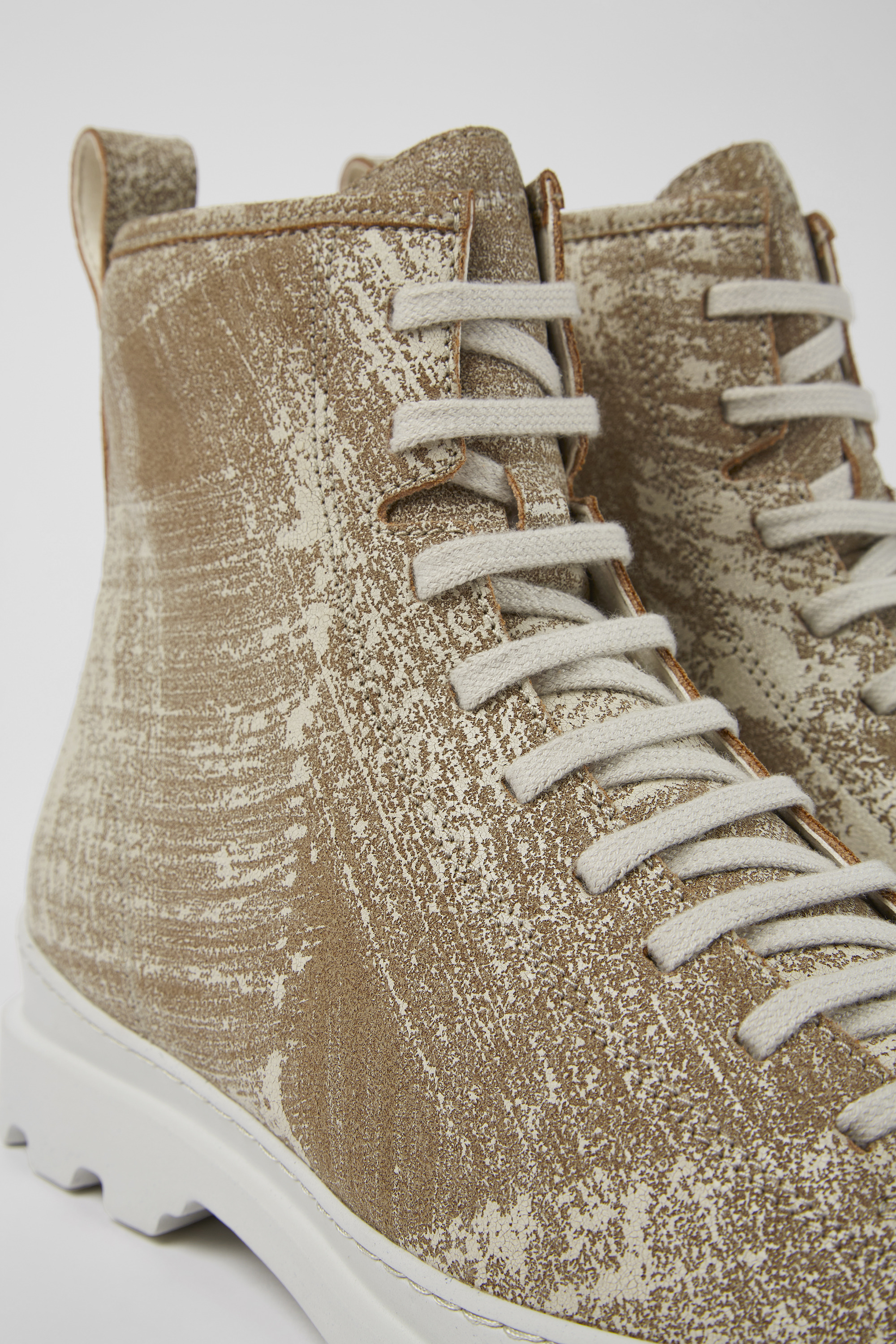 Brutus - White-beige brushed nubuck boot for men