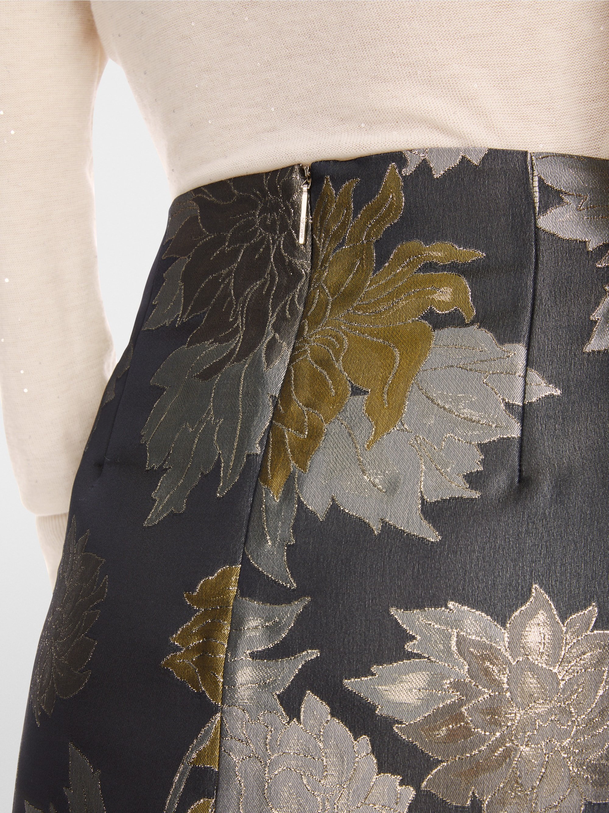 Marc-Cain Floral mini skirt in shiny jacquard