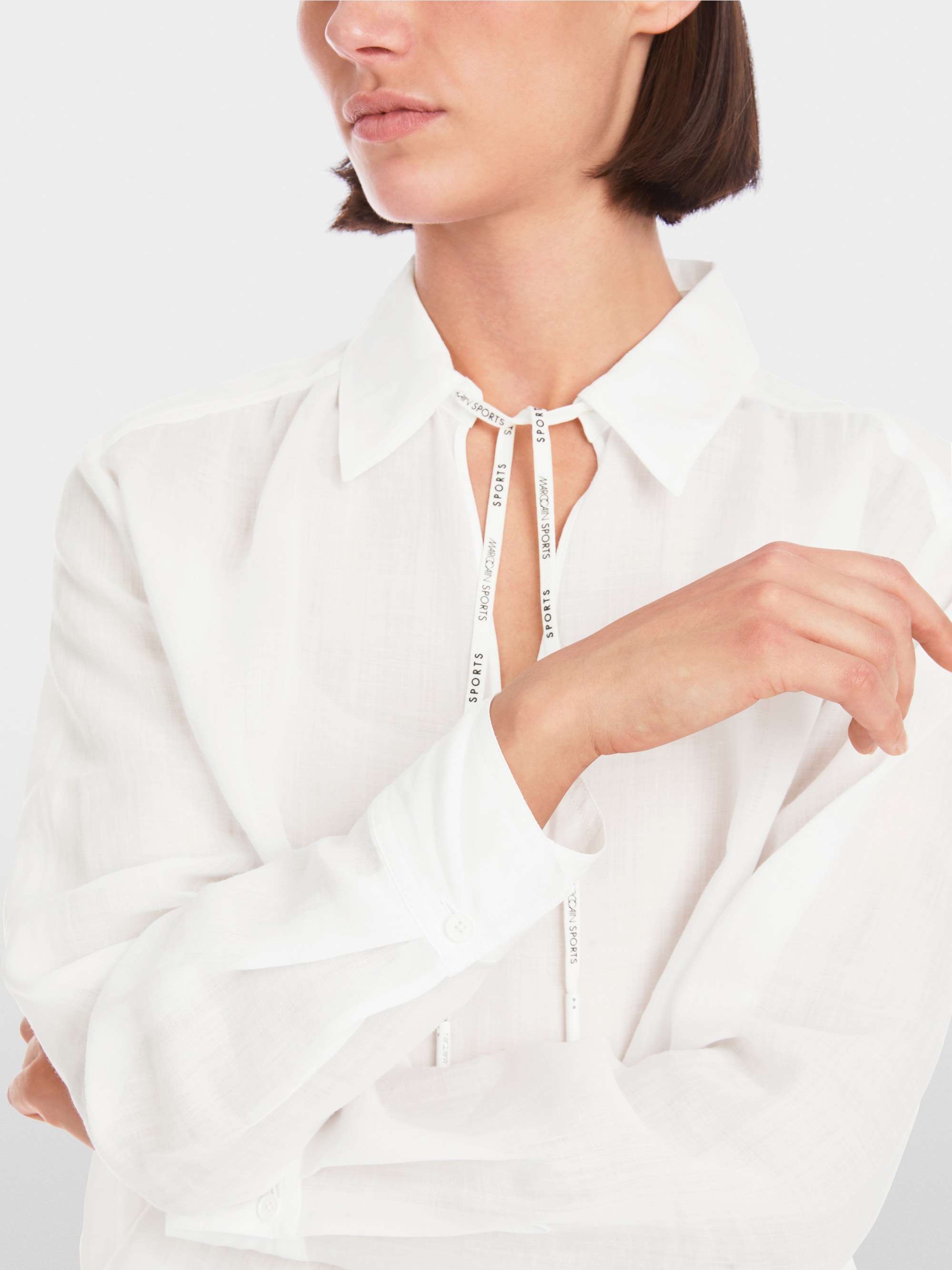 Marc-Cain Slip-on blouse made of delicate ramie