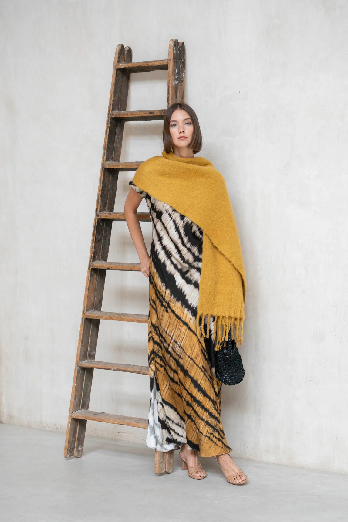 Rivera-spain Vestido Yungle estampado mostaza y negro