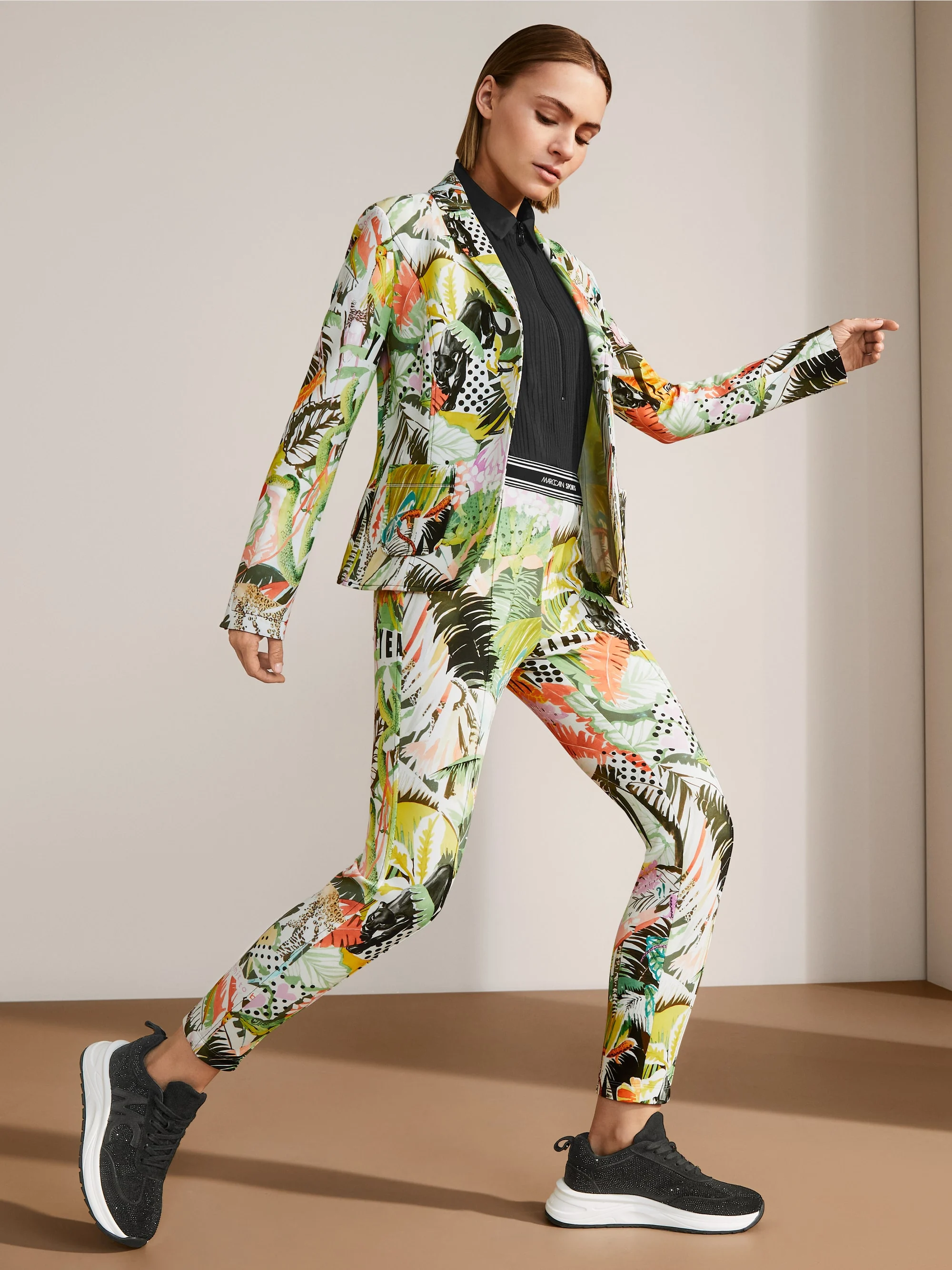 Marc-Cain Slim blazer in scuba jersey