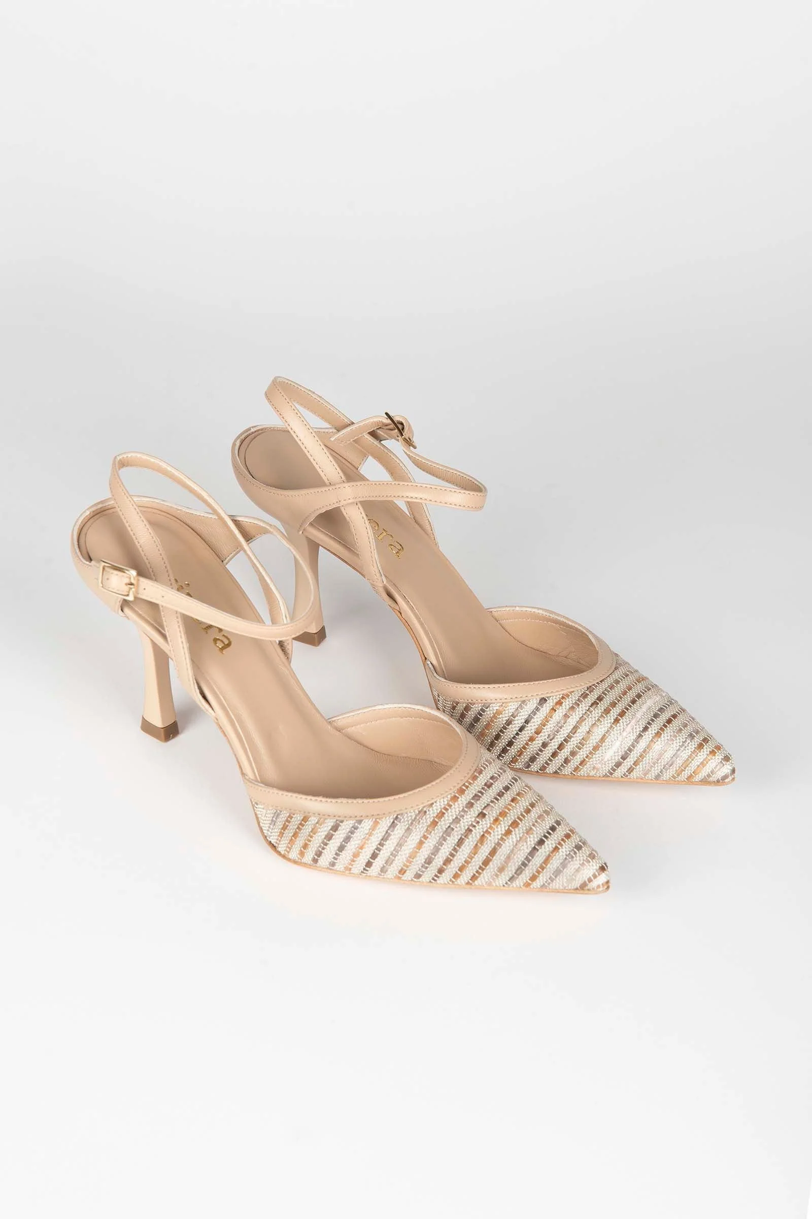 Rivera-spain Salón destalonado Vernazza nude