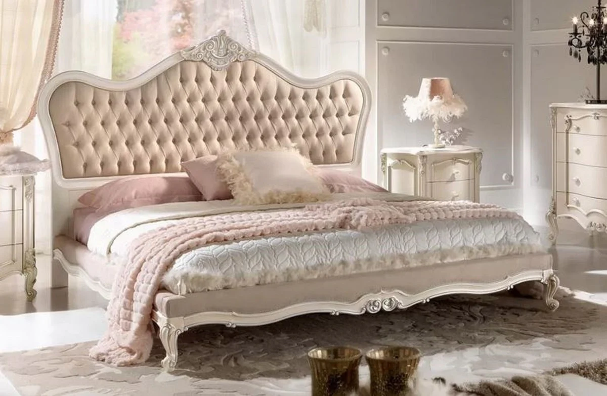 Casa Padrino cama de matrimonio barroco de lujo beige / gris / blanco / plata - Magnífica cama de madera maciza - Muebles de dormitorio barrocos - Calidad de Lujo - Hecho en Italia