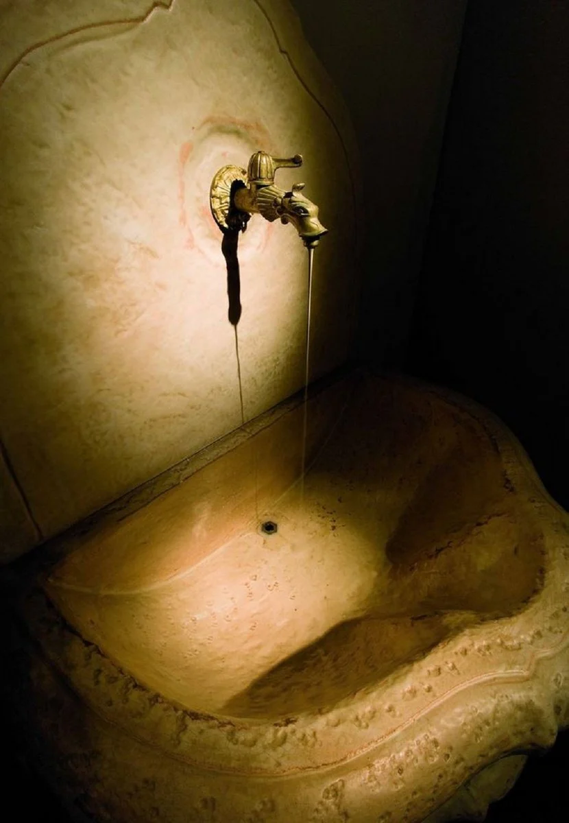 Casa Padrino fuente de pared barroco de lujo beige 85 x 58,5 x A. 146 cm - Fuente de cerámica hecha a mano - Fuente de jardín barroco - Accesorios de decoración barroco