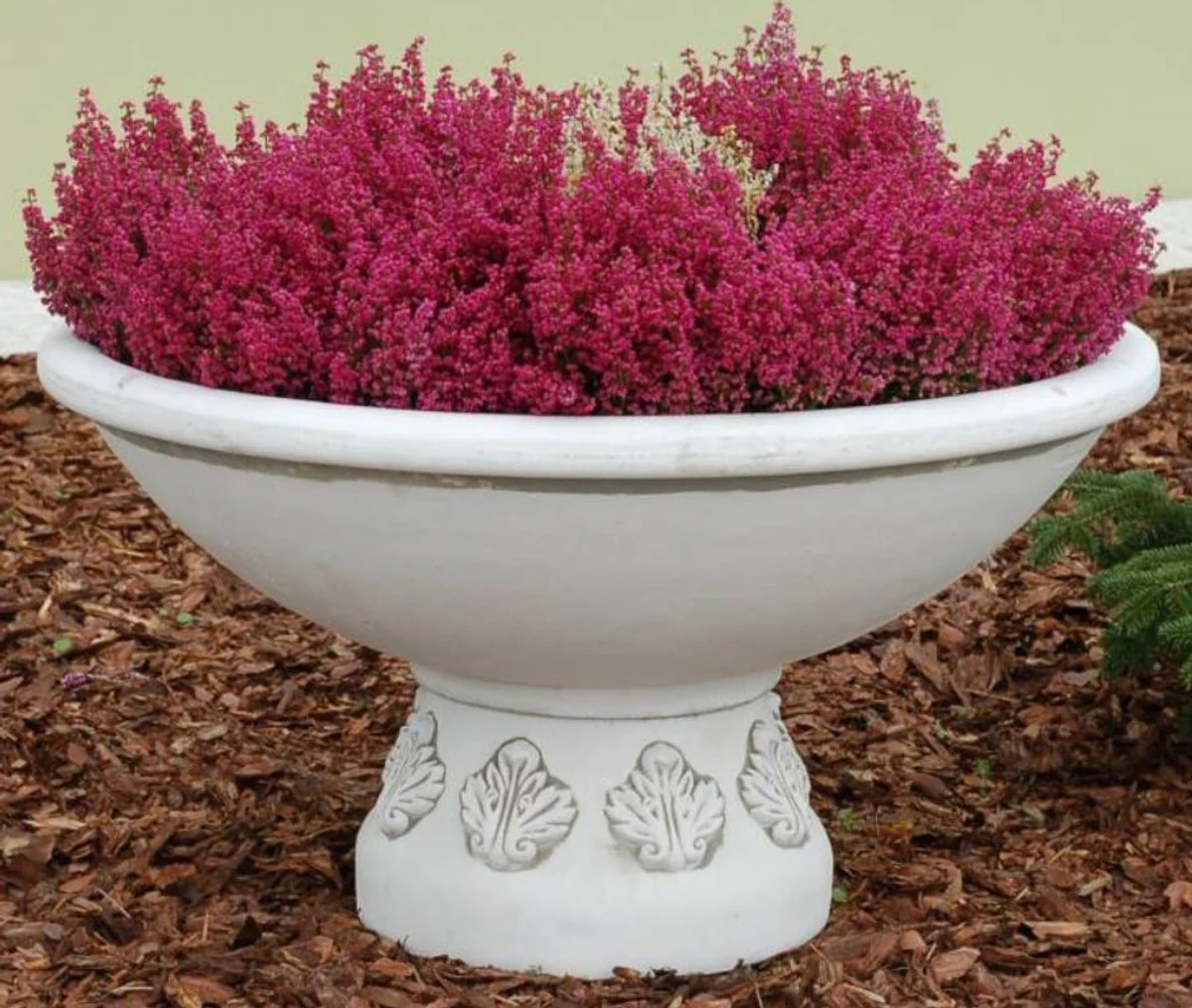 Casa Padrino maceta decorativo de jard¨ªn barroco blanco ? 90 x A. 56 cm - Macetero redondo de estilo barroco - Decoraci¨®n barroco de jard¨ªn - Decoraci¨®n barroco de terraza - Accesorios barroco