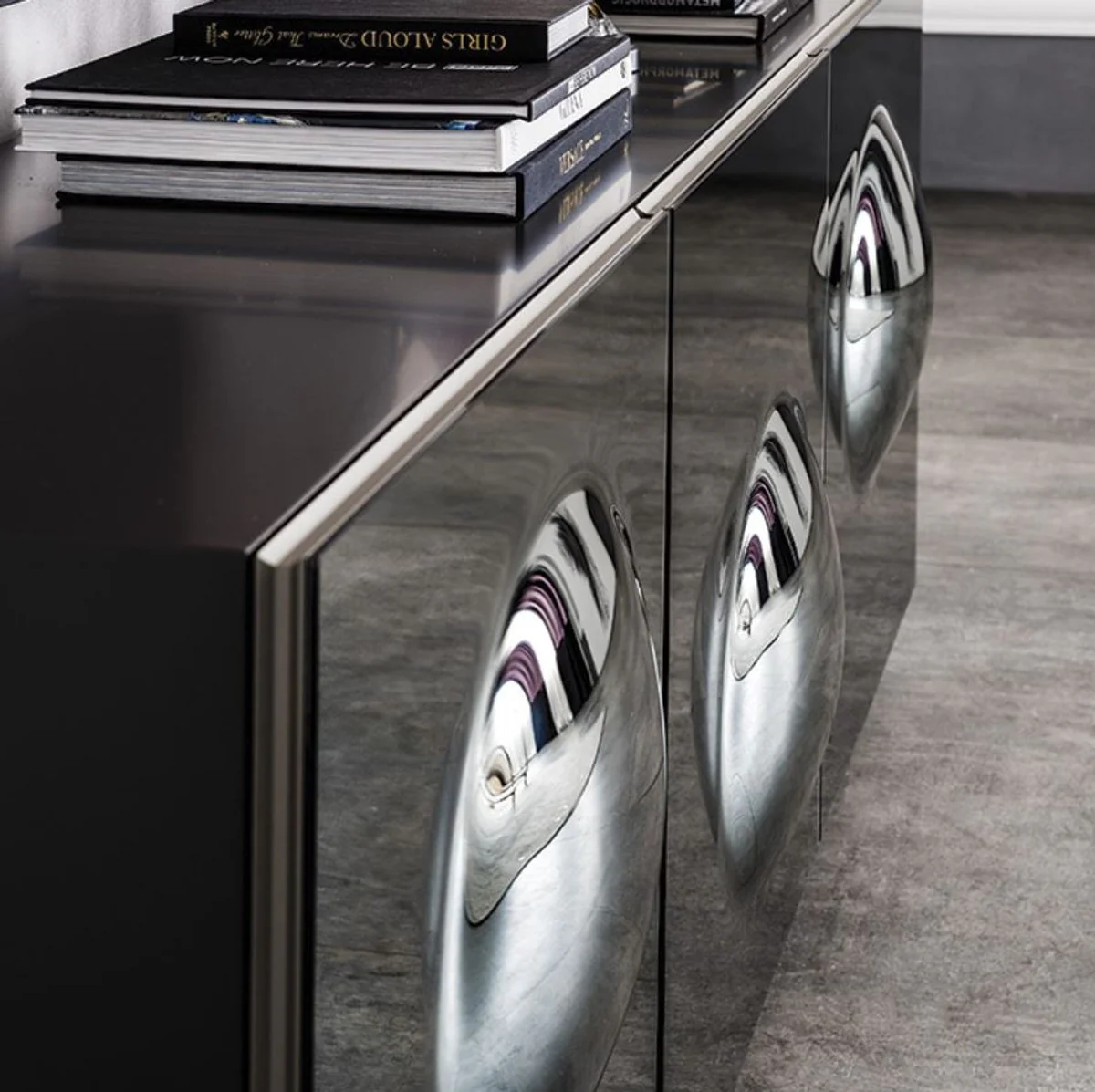 Casa Padrino aparador de diseño de lujo grafito mate 200 x 50 x A. 73 cm - Armario moderno de madera maciza con 3 puertas espejadas - Muebles de Lujo