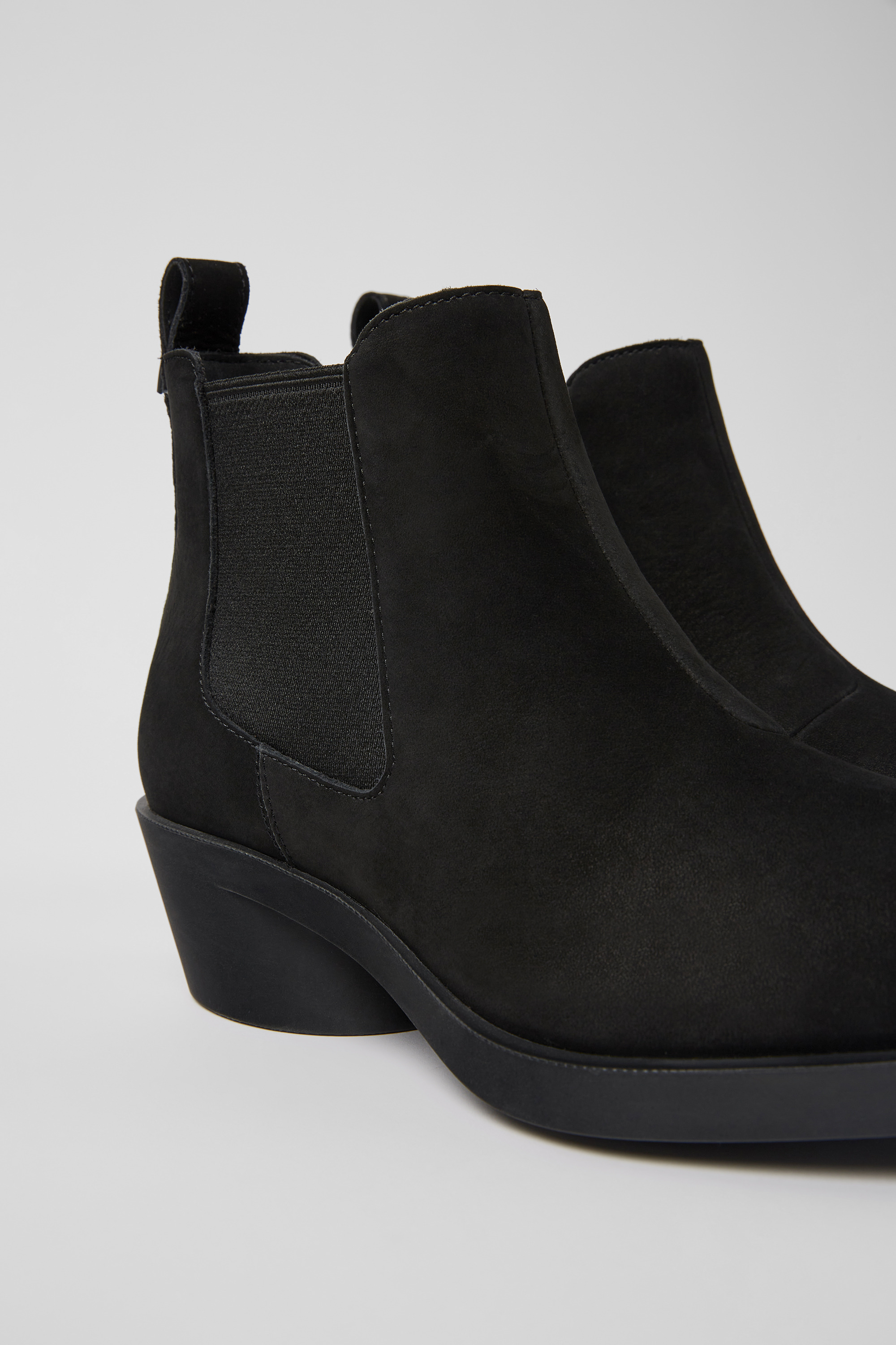 Bonnie - Black nubuck ankle boots for women